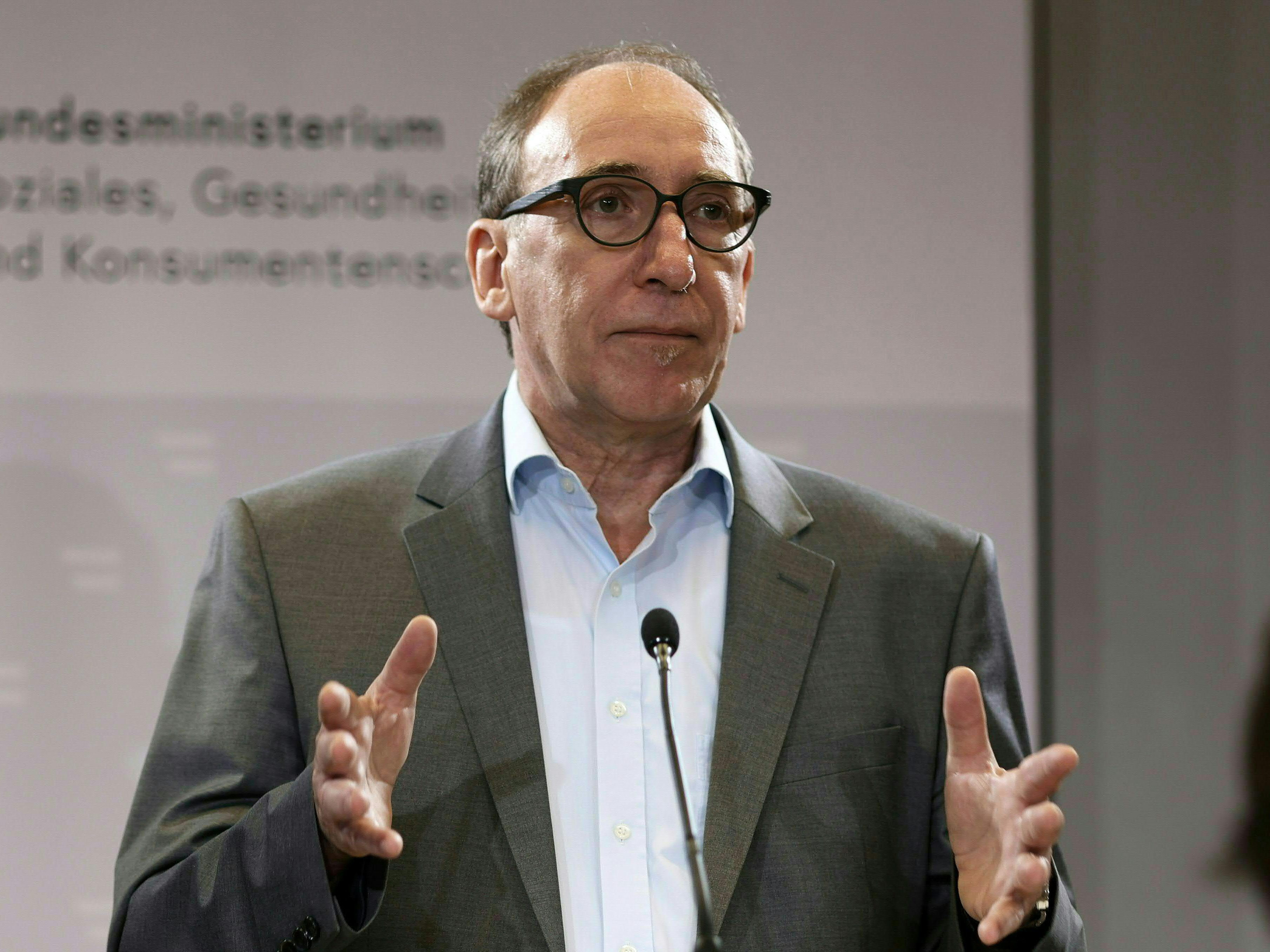 Der Corona-Variantenplan ist laut Rauch weiter in Prüfung. Der Corona-Variantenplan ist laut Rauch weiter in Prüfung.