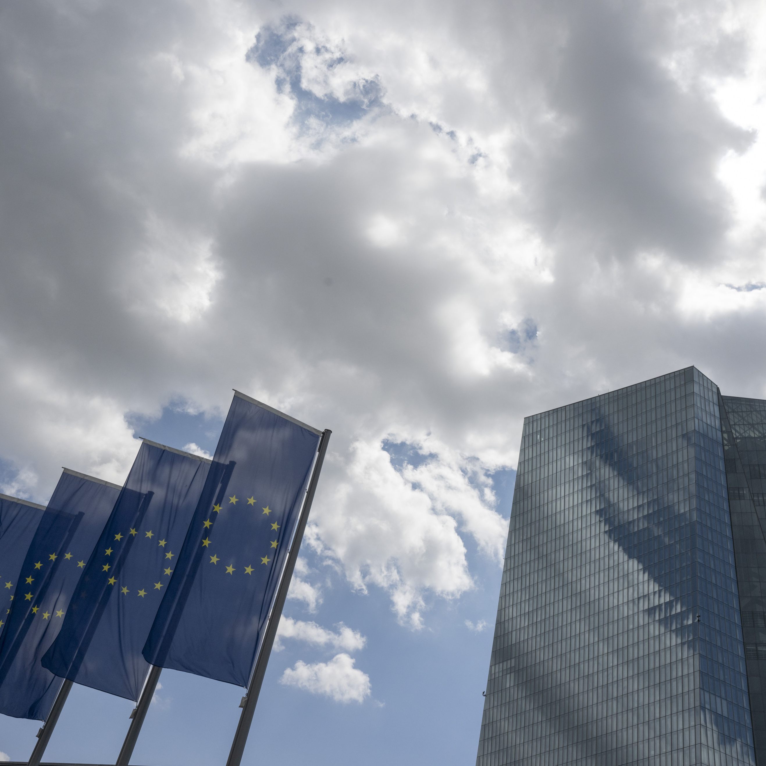 Laut durchblicker steigen die Kreditzinsen bereits sein geraumer Zeit.