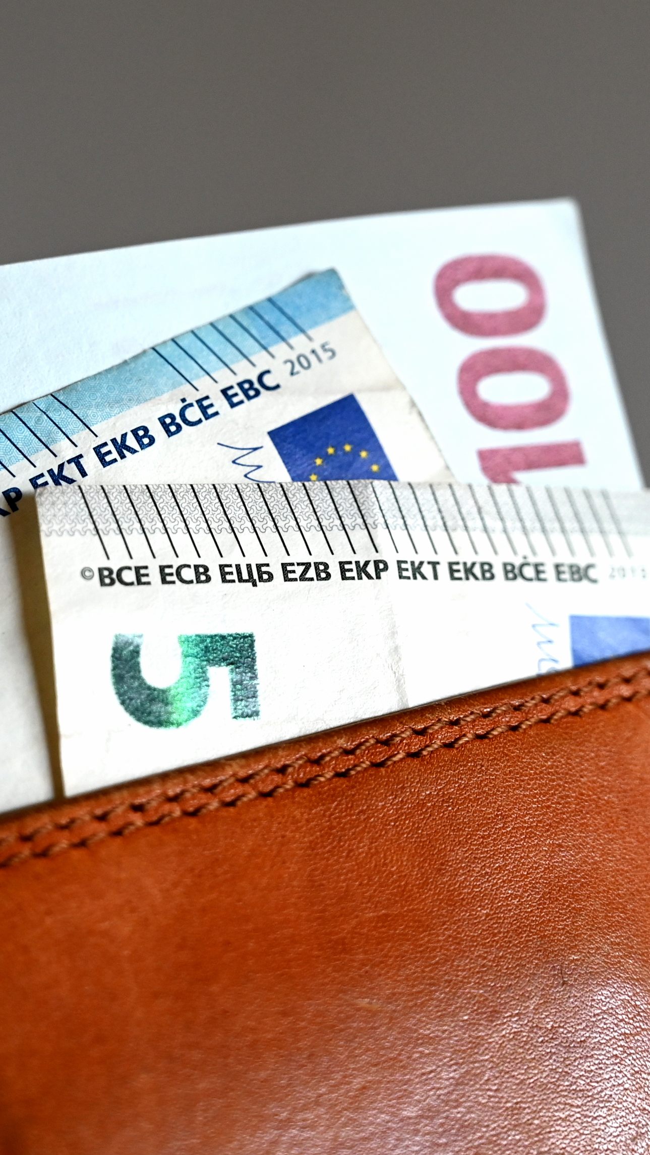 APA/ATV-"Österreich-Trend": Teuerung für drei Viertel ein Problem.