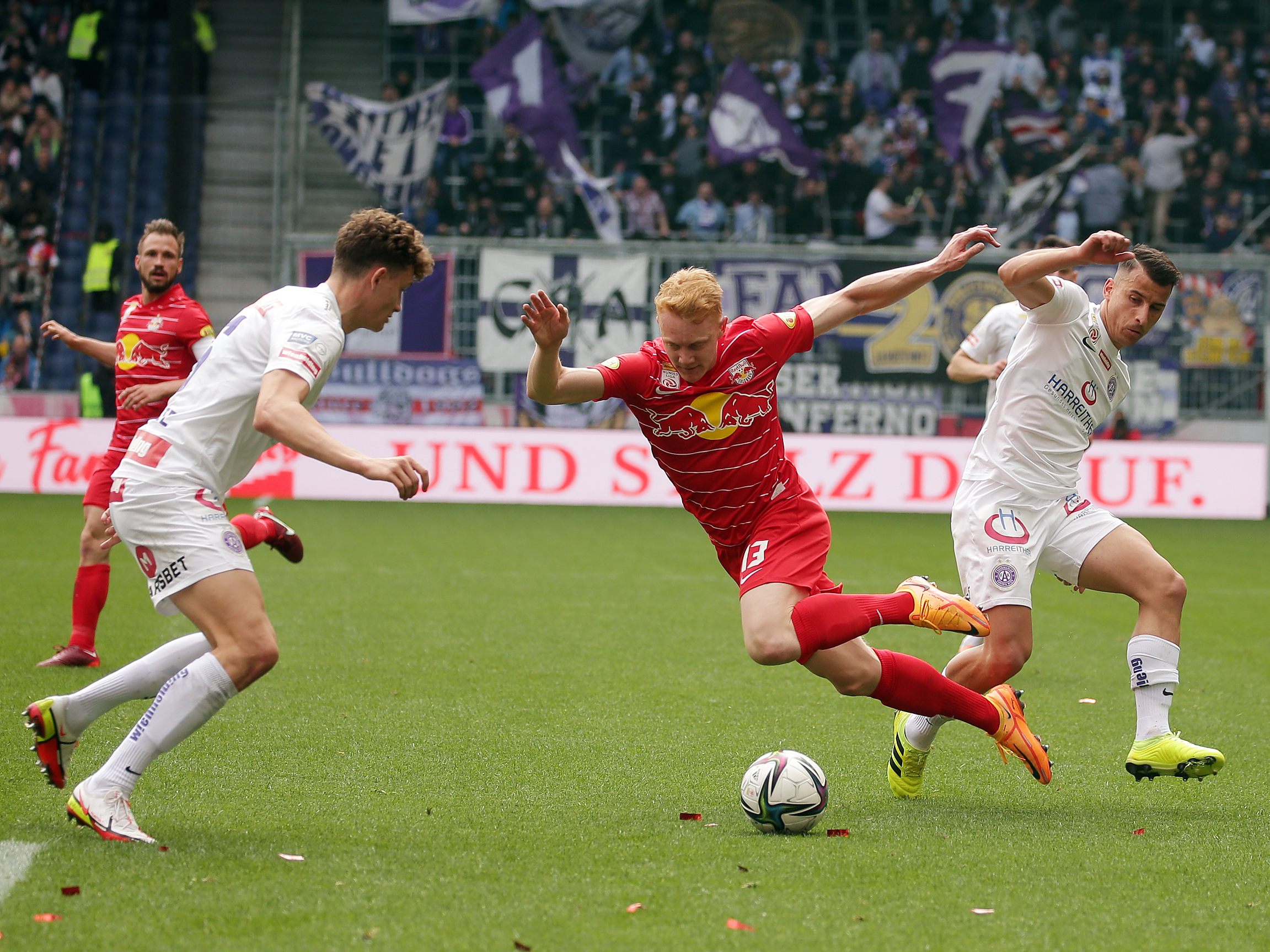 LIVE-Ticker zum Spiel RB Salzburg gegen Ausria Wien ab 20.30 Uhr. LIVE-Ticker zum Spiel RB Salzburg gegen Ausria Wien ab 20.30 Uhr.