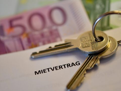 Kategoriemieten werden in Österreich zum dritten Mal erhöht. Kategoriemieten werden in Österreich zum dritten Mal erhöht.