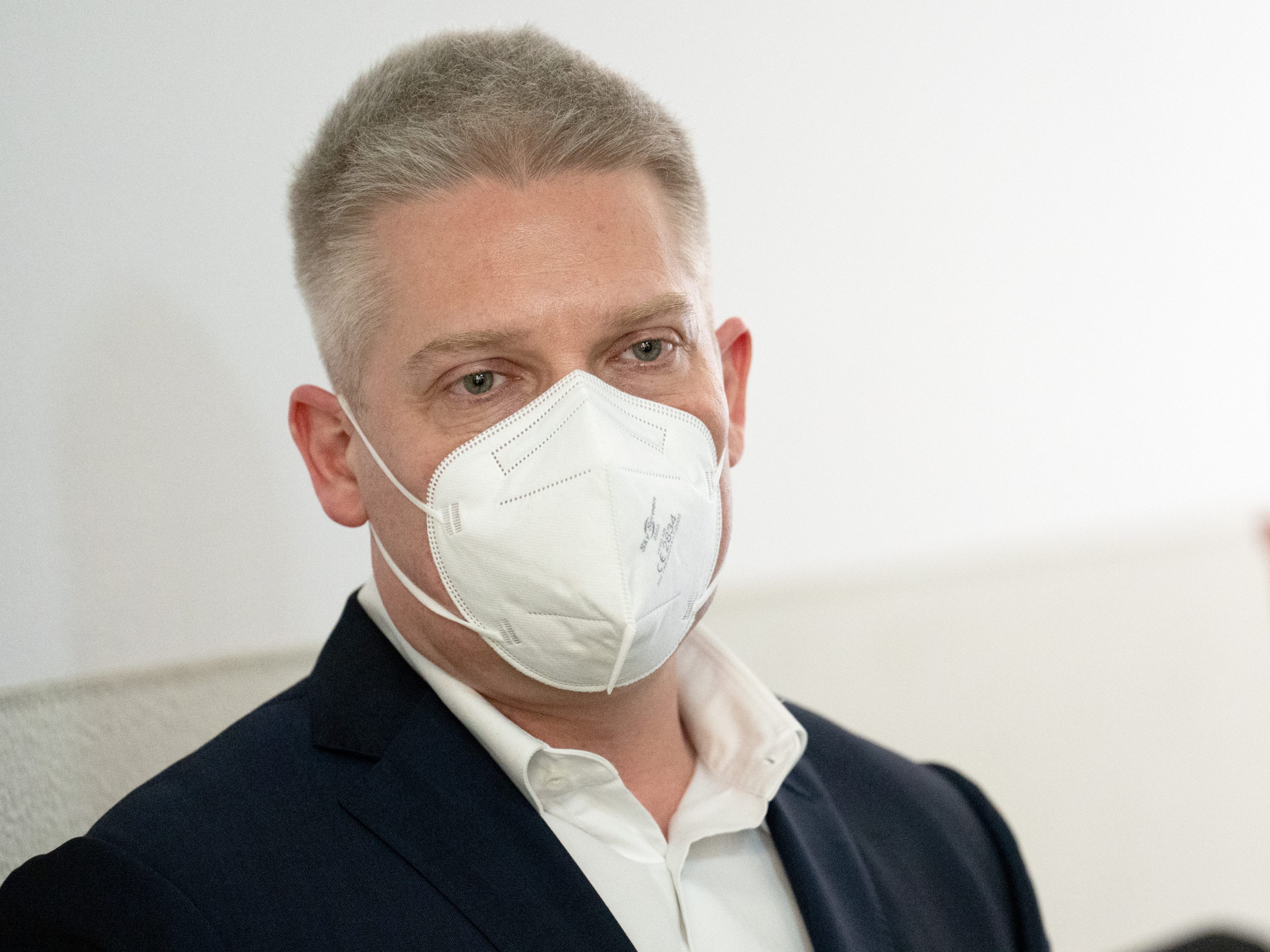 Die Drogenermittlungen gegen Hessenthaler sind eingestellt worden. Die Drogenermittlungen gegen Hessenthaler sind eingestellt worden.