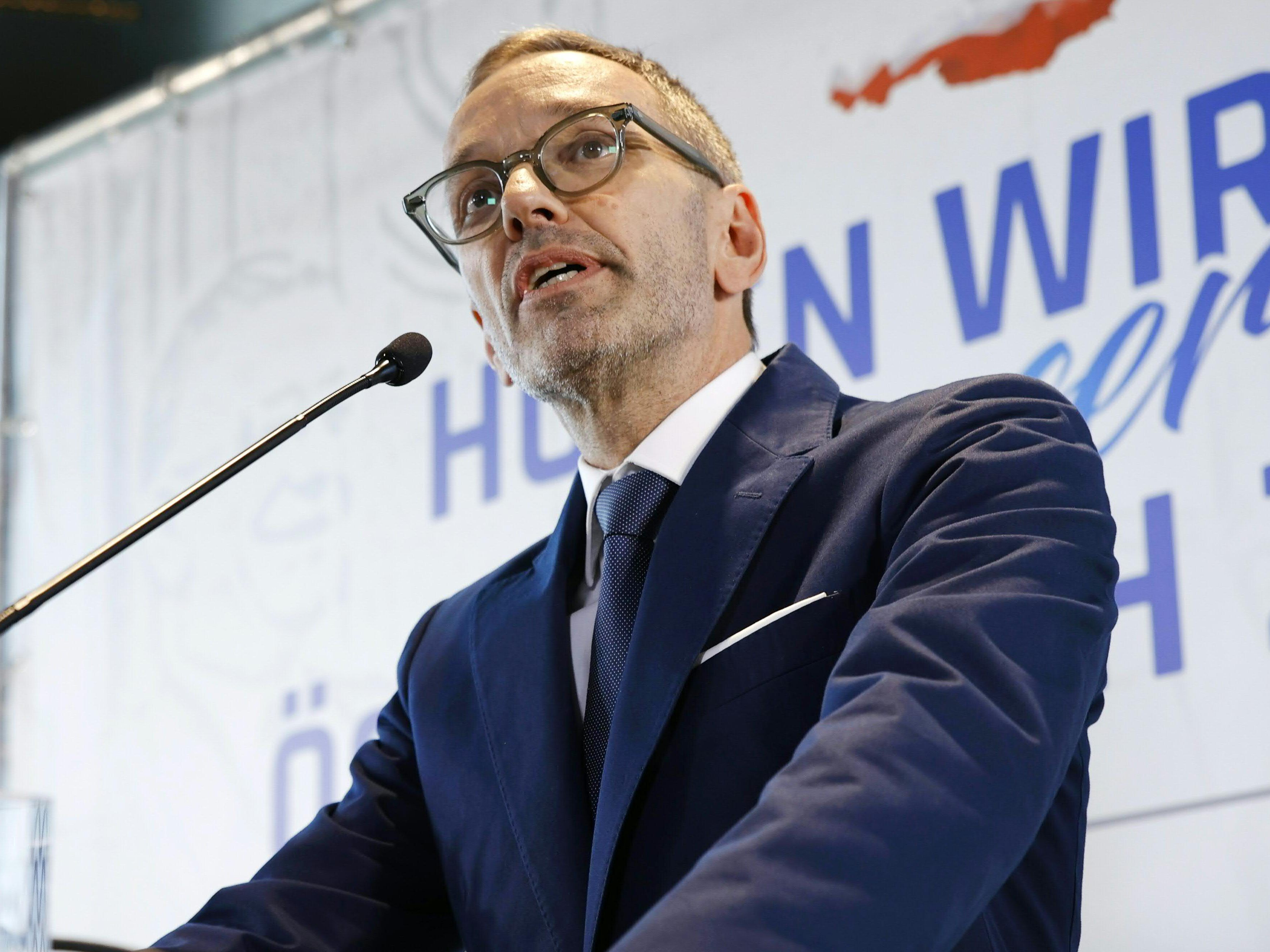 Die FPÖ sieht durch die Russland-Sanktionen den Mittelstand in Gefahr.