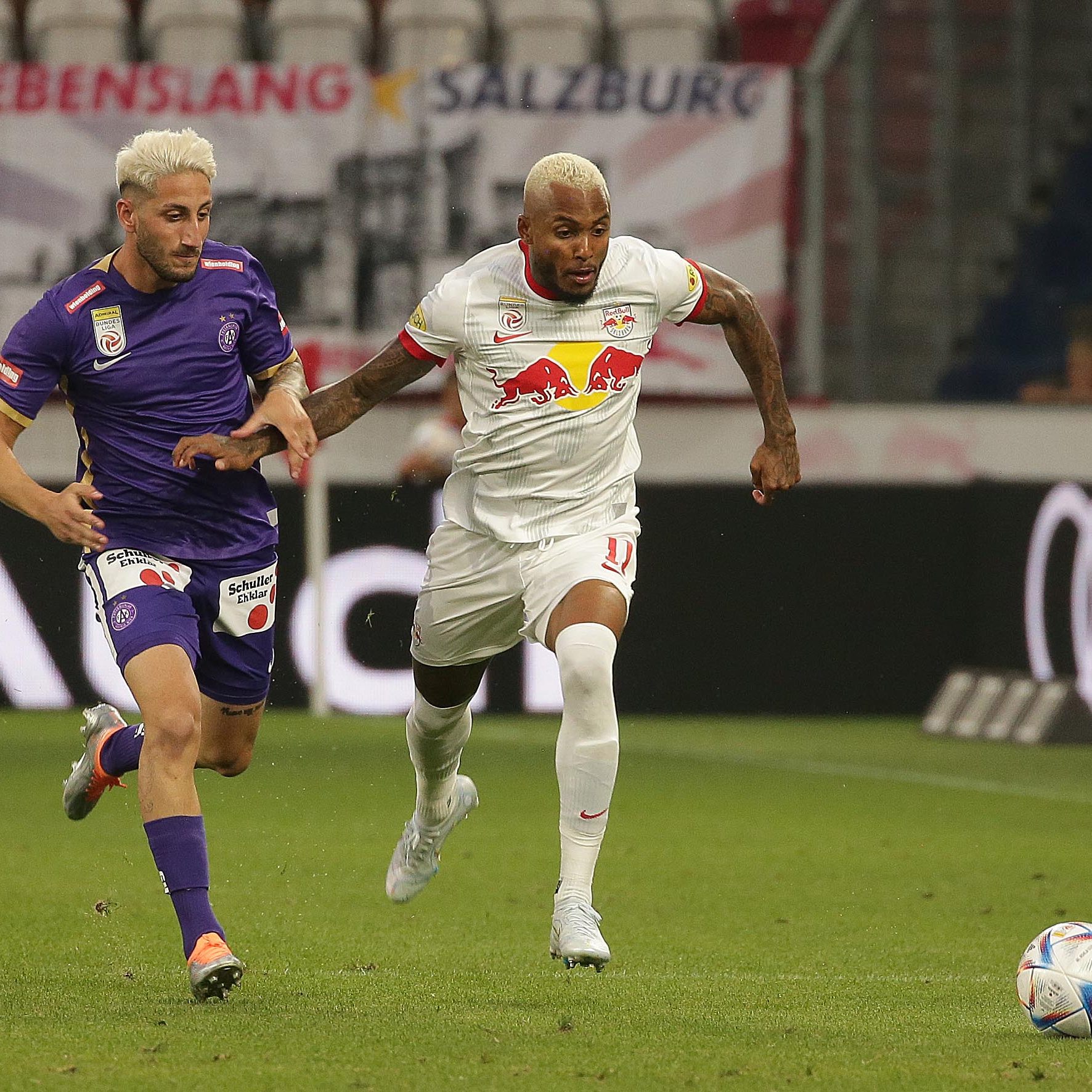 Red Bull Salzburg setzte sich zum Bundesliga-Auftakt mit 3:0 durch.
