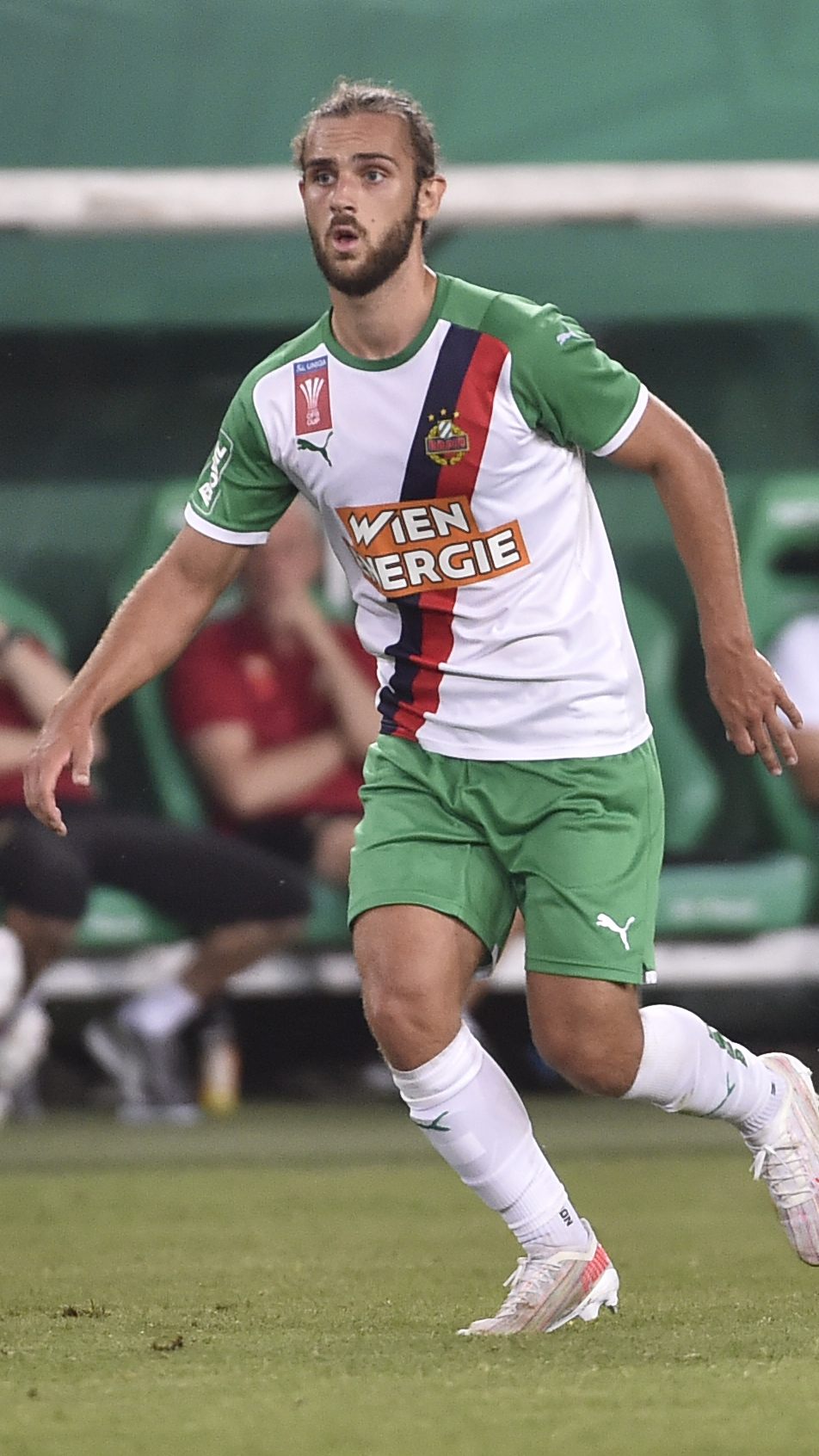 Die WSG Tirol hat Lukas Sulzbracher von Rapid Wien verpflichtet.