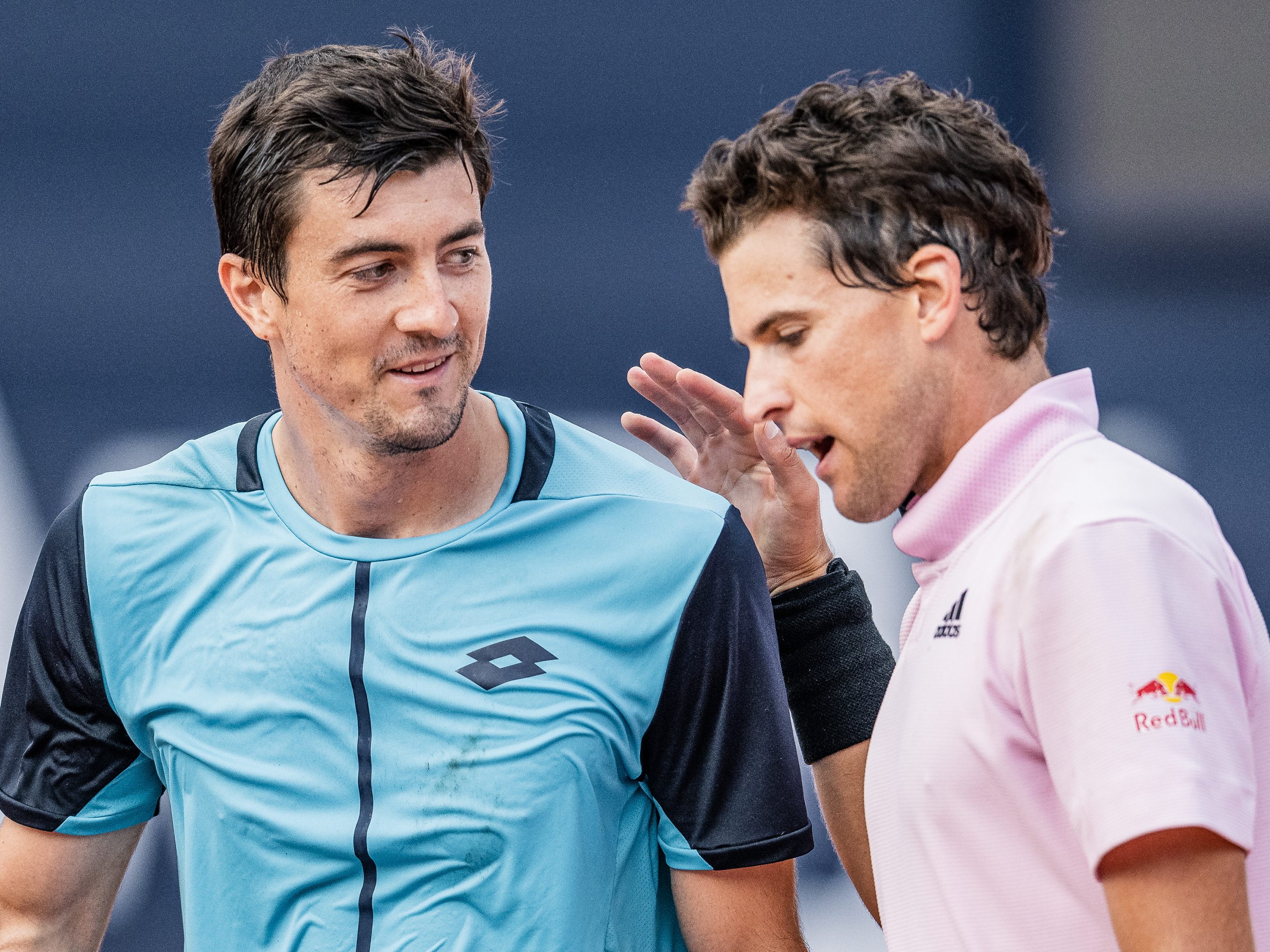 Ex-US-Open-Sieger aber nicht souverän - Nun gegen Hanfmann um Halbfinale