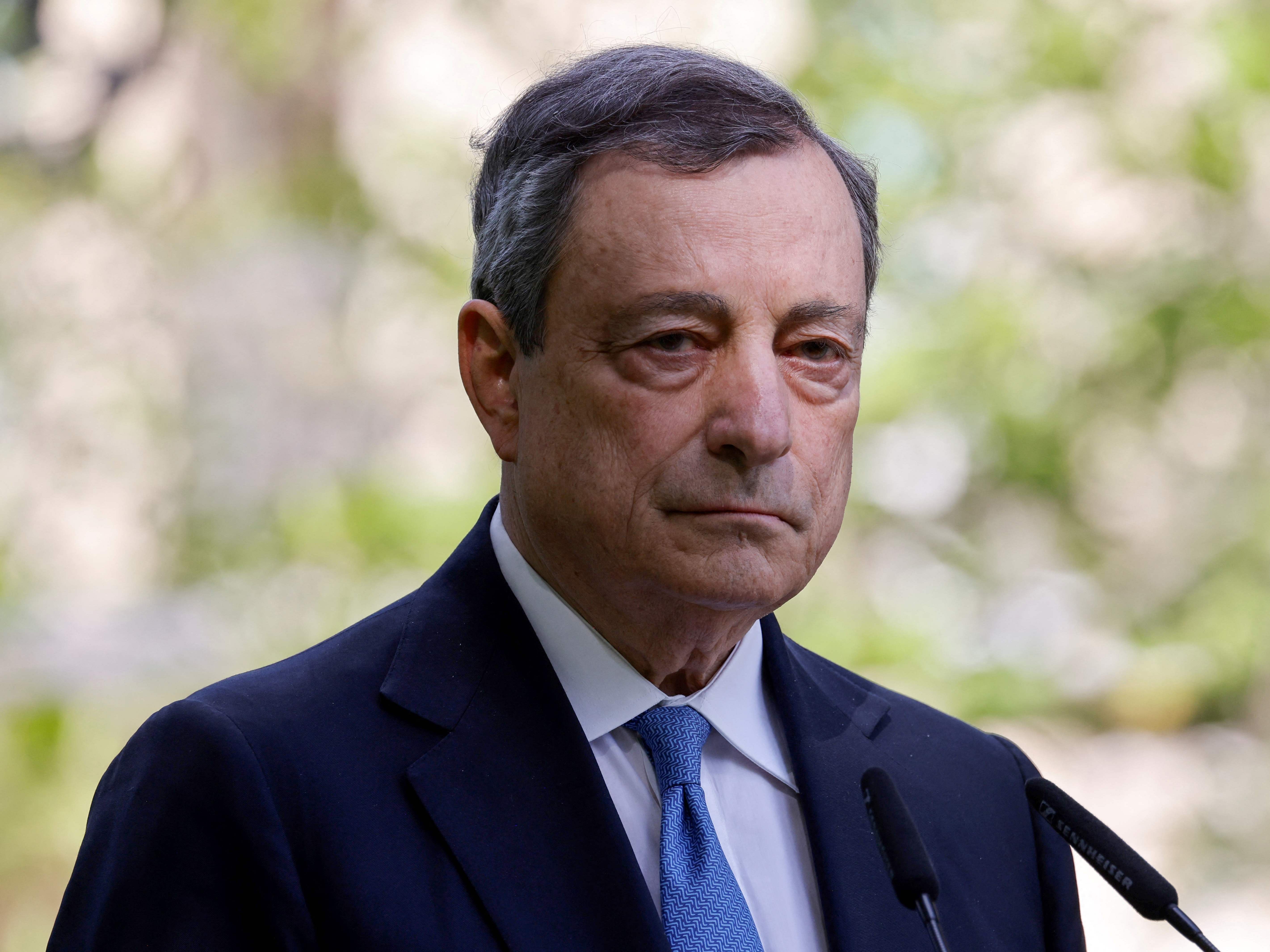 Italiens Ministerpräsident Mario Draghi ist am Mittwoch zurückgetreten. Italiens Ministerpräsident Mario Draghi ist am Mittwoch zurückgetreten.