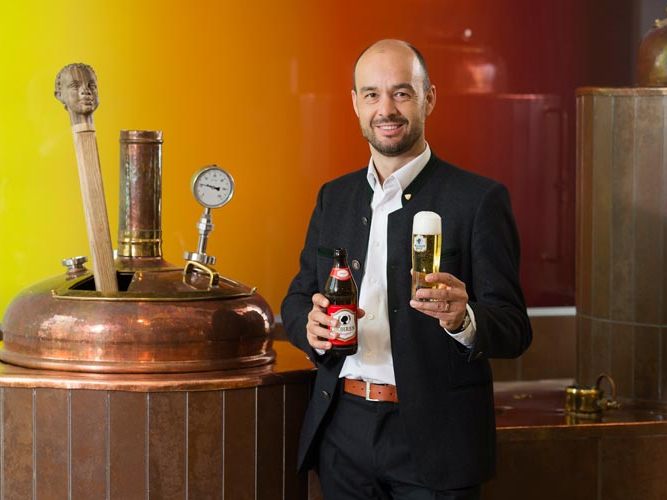 Mag. Günter Brunner, Vertriebsleiter Mohrenbrauerei Dornbirn: „Unser Bestreben ist, die Kundenbedürfnisse bestmöglich zu befriedigen und den Markt mit unseren Bierspezialitäten optimal zu versorgen.“ Mag. Günter Brunner, Vertriebsleiter Mohrenbrauerei Dornbirn: „Unser Bestreben ist, die Kundenbedürfnisse bestmöglich zu befriedigen und den Markt mit unseren Bierspezialitäten optimal zu versorgen.“