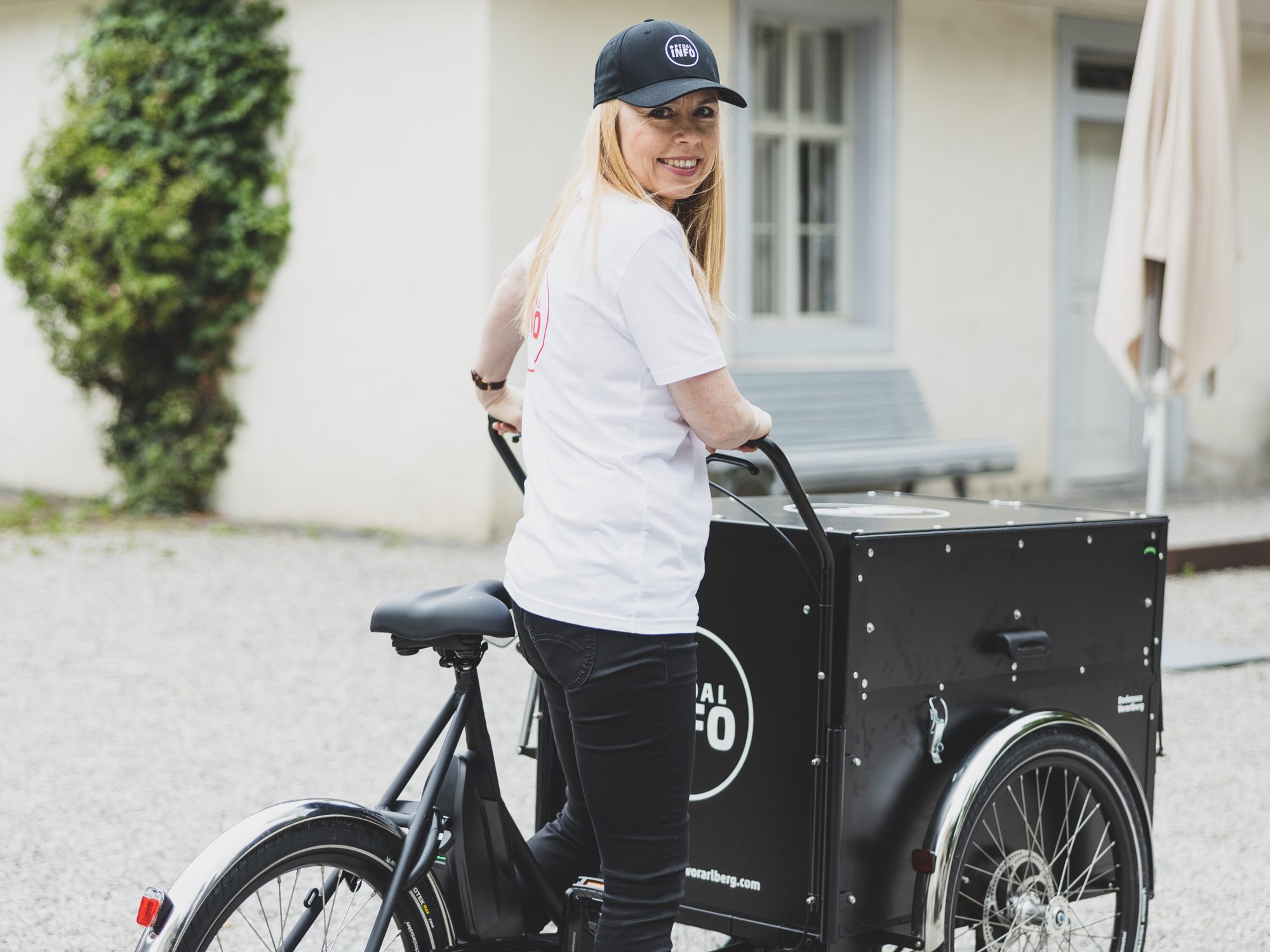 Am 14. Juli 2022 geht Bodensee-Vorarlberg Tourismus mit der „Pedalinfo“ am Hohenemser Wochenmarkt an den Start.