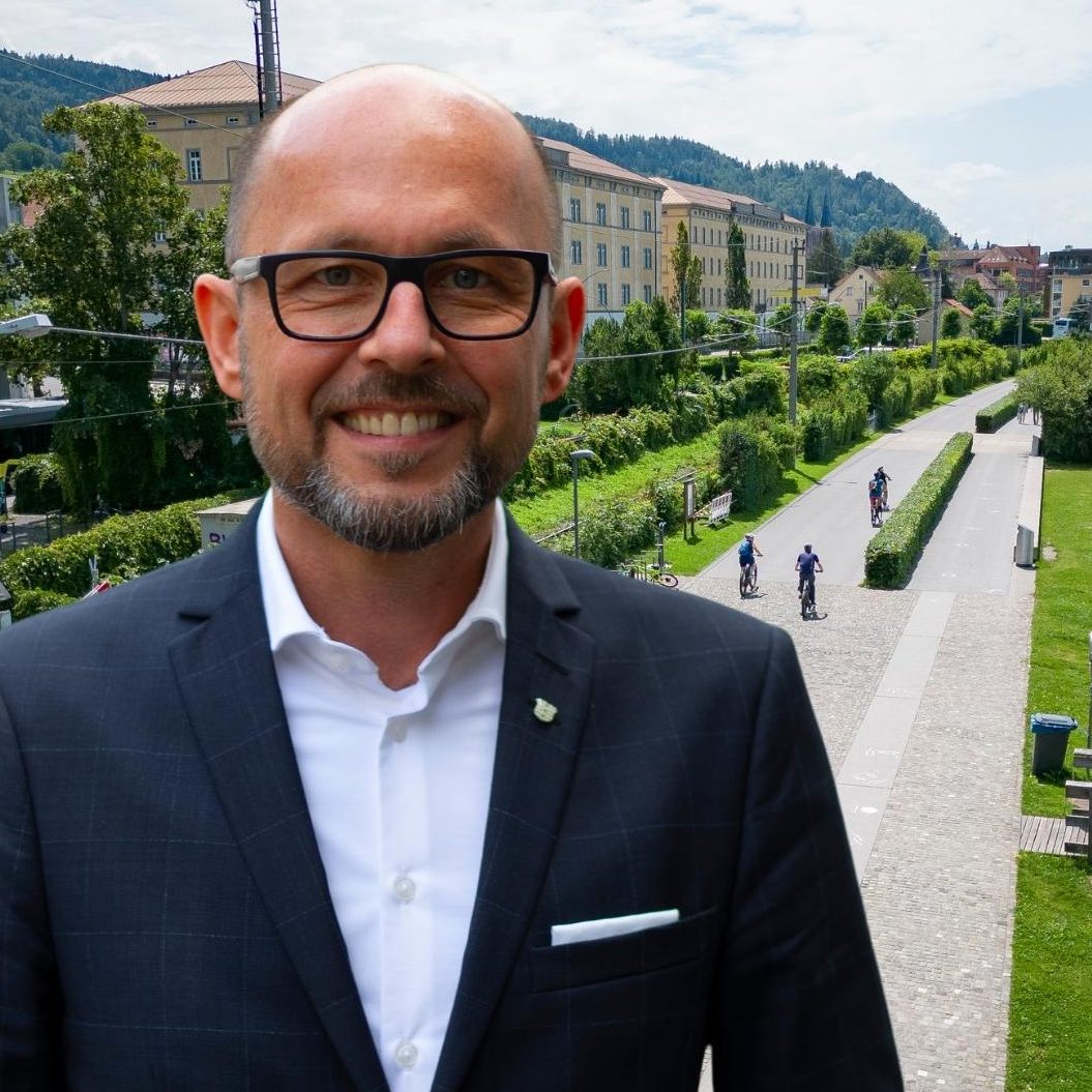 Bürgermeister Michael Ritsch an der Bregenzer Pipeline.