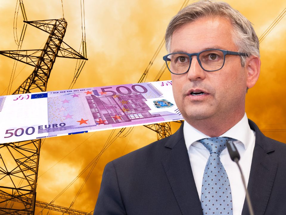 Krisenkabinett-Sitzung am Montag mit Opposition Krisenkabinett-Sitzung am Montag mit Opposition