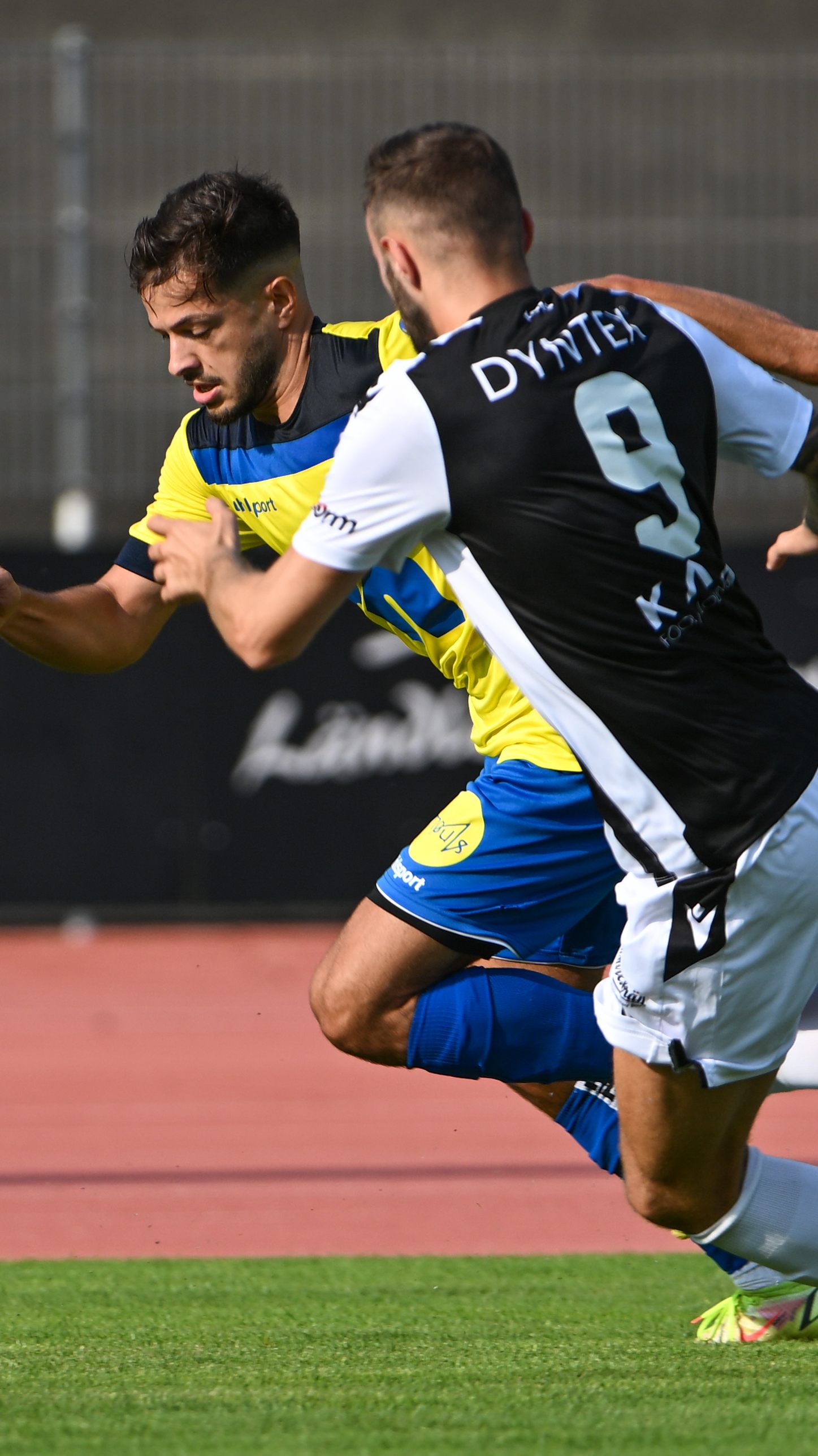 Die VN.at Eliteliga - Die Livestreams der Spiele gibt es mit einem V+ Abo zu sehen.