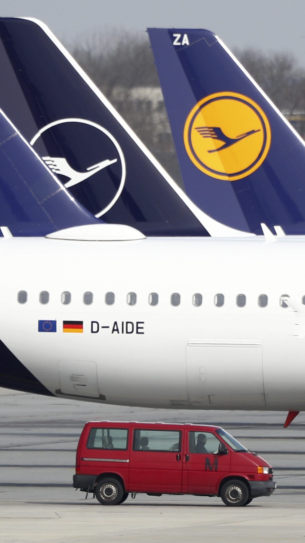 Gewerkschaft hat die rund 20.000 Bodenbeschäftigten zu flächendeckenden Arbeitsniederlegungen aufgerufen.