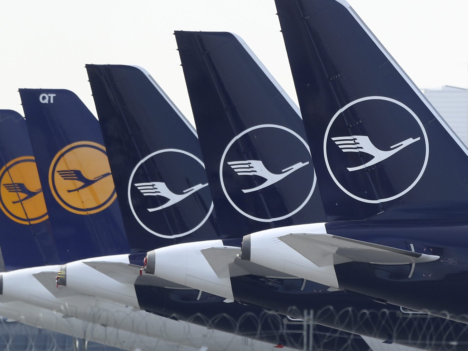 Lufthansa streicht aufgrund der Warnstreiks fast das komplette Flugprogramm.