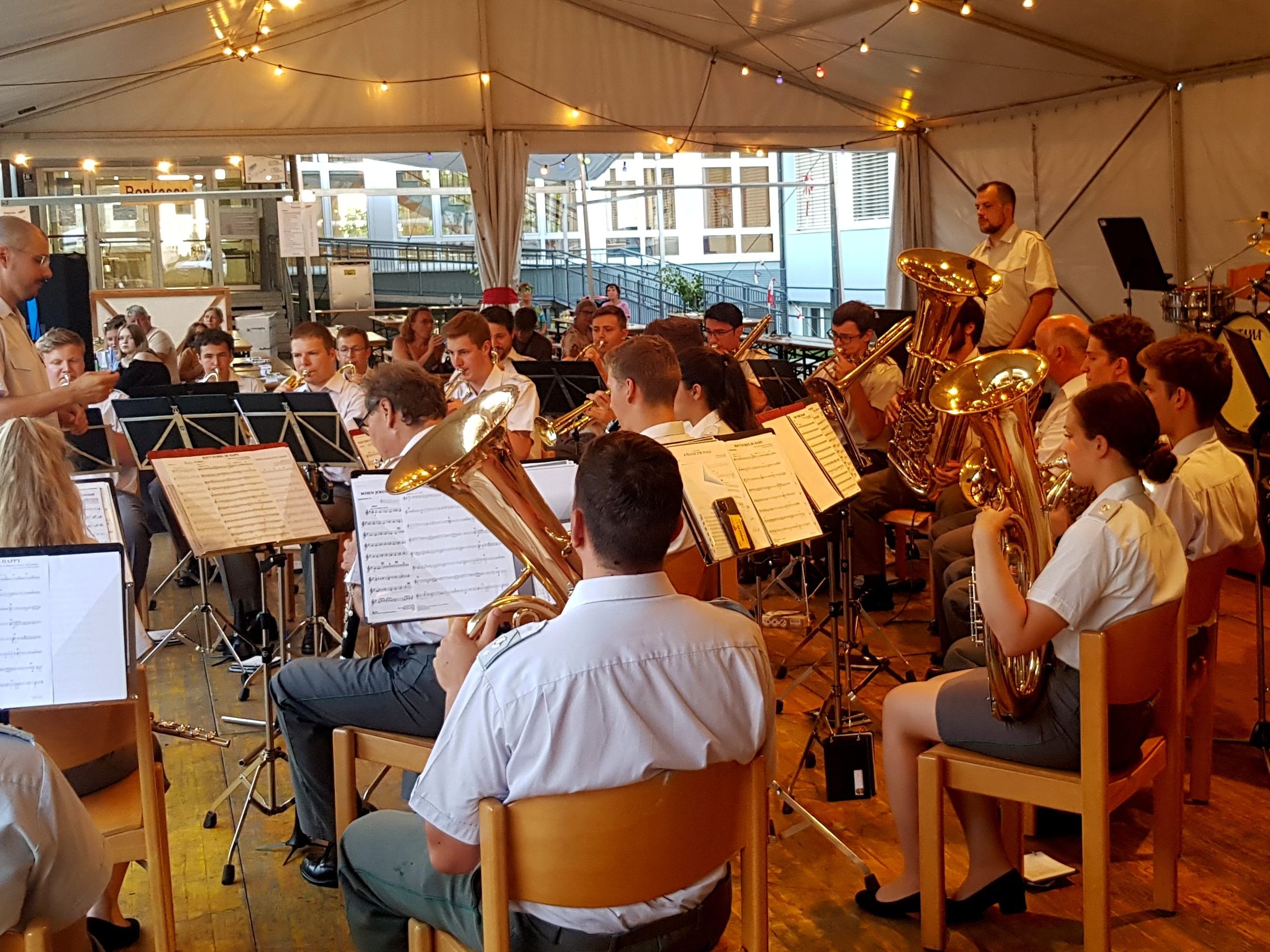 Blasmusik vom Feinsten mit der Militärmusik Vorarlberg beim „Sommerkonzert 2022“ in der langjährigen Garnisonsgemeinde Lochau am Bodensee.