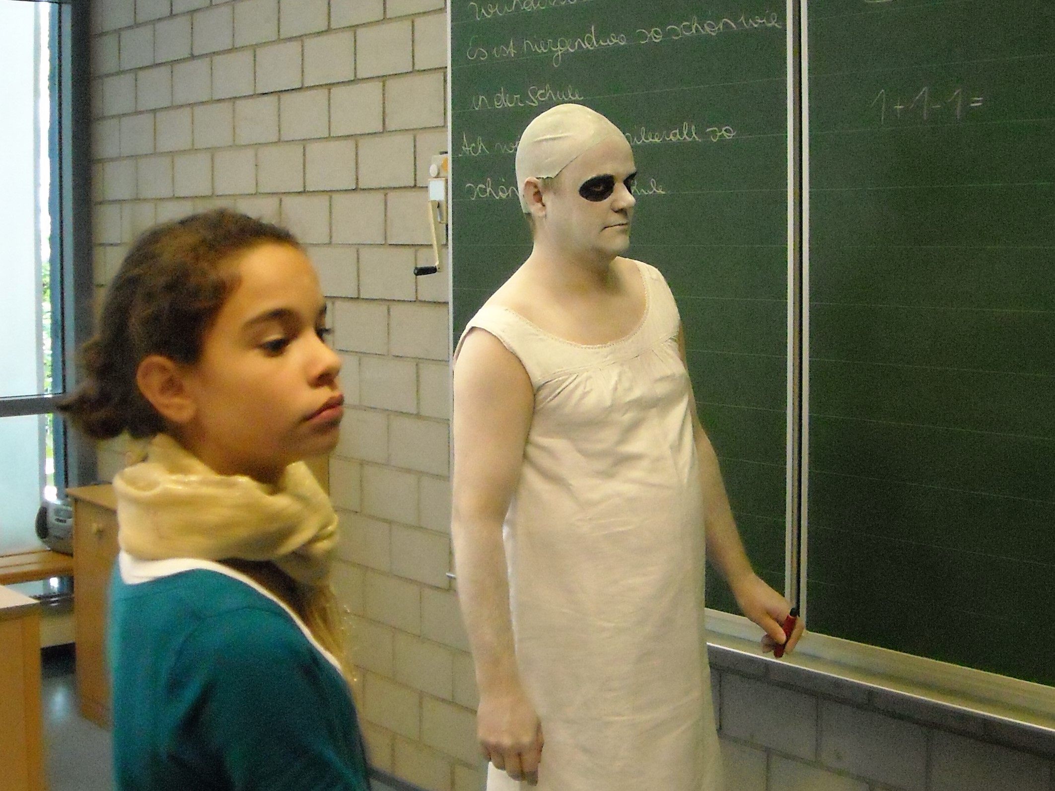 ACHNUS Kinderfilm: Pauline und der Schulgeist ACHNUS Kinderfilm: Pauline und der Schulgeist