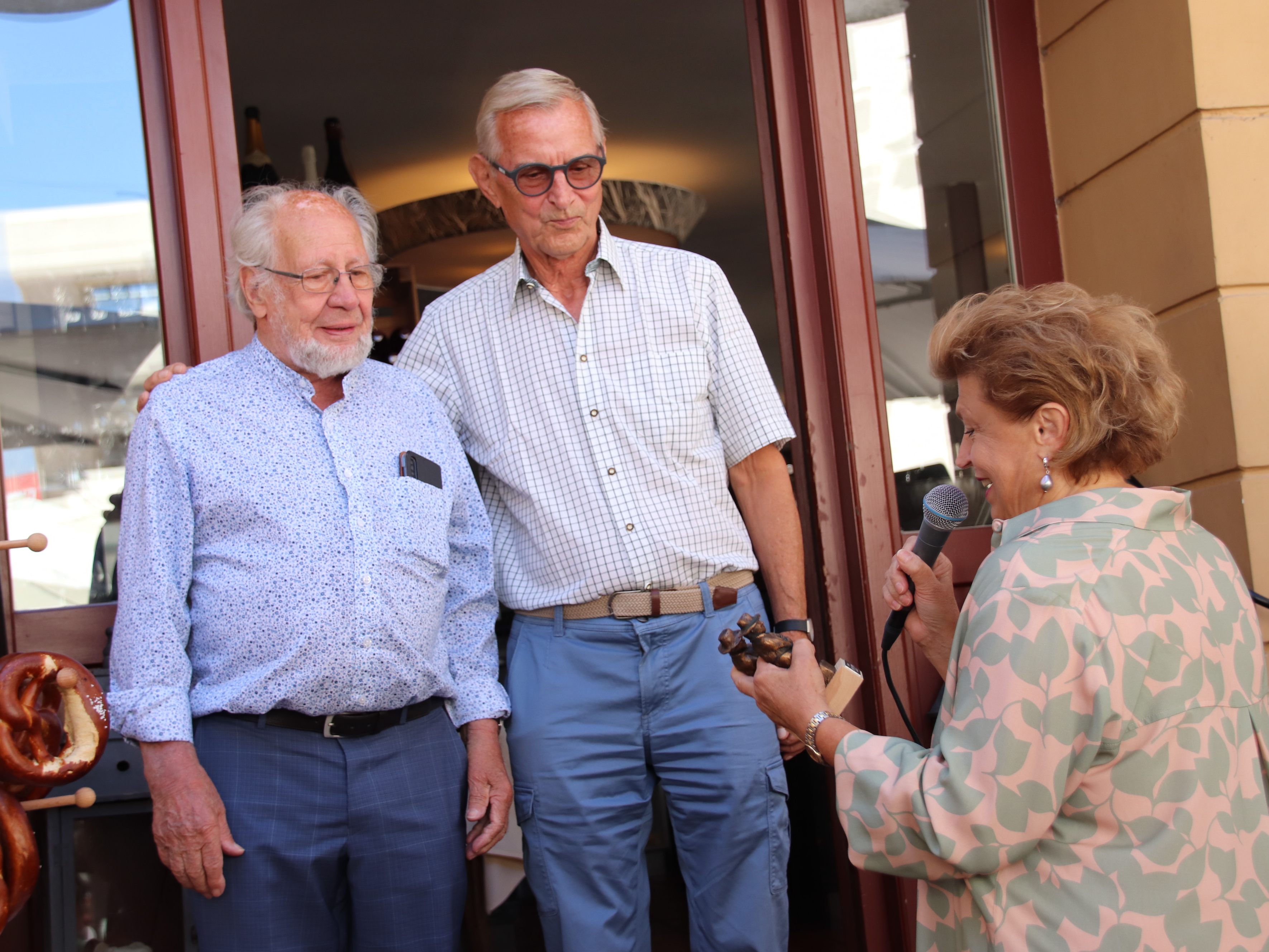 Hans Hotz und Jürgen Zimmermann sind nun Ehren-Seebrünzler. Hans Hotz und Jürgen Zimmermann sind nun Ehren-Seebrünzler.