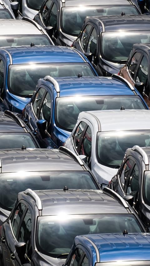 Erstmals seit über 40 Jahren weniger als 200.000 Pkw-Neuzulassungen