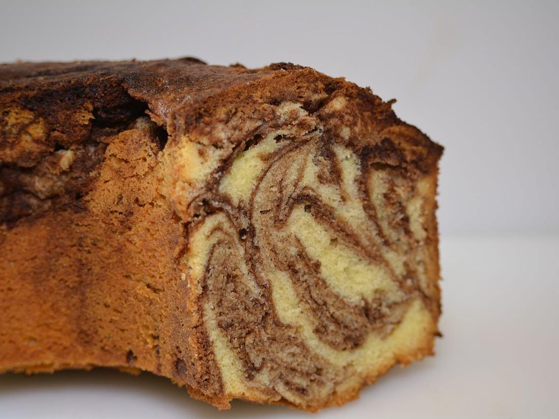 17-Jähriger aß Kuchen und bedrohte Supermarkt-Mitarbeiter. 17-Jähriger aß Kuchen und bedrohte Supermarkt-Mitarbeiter.