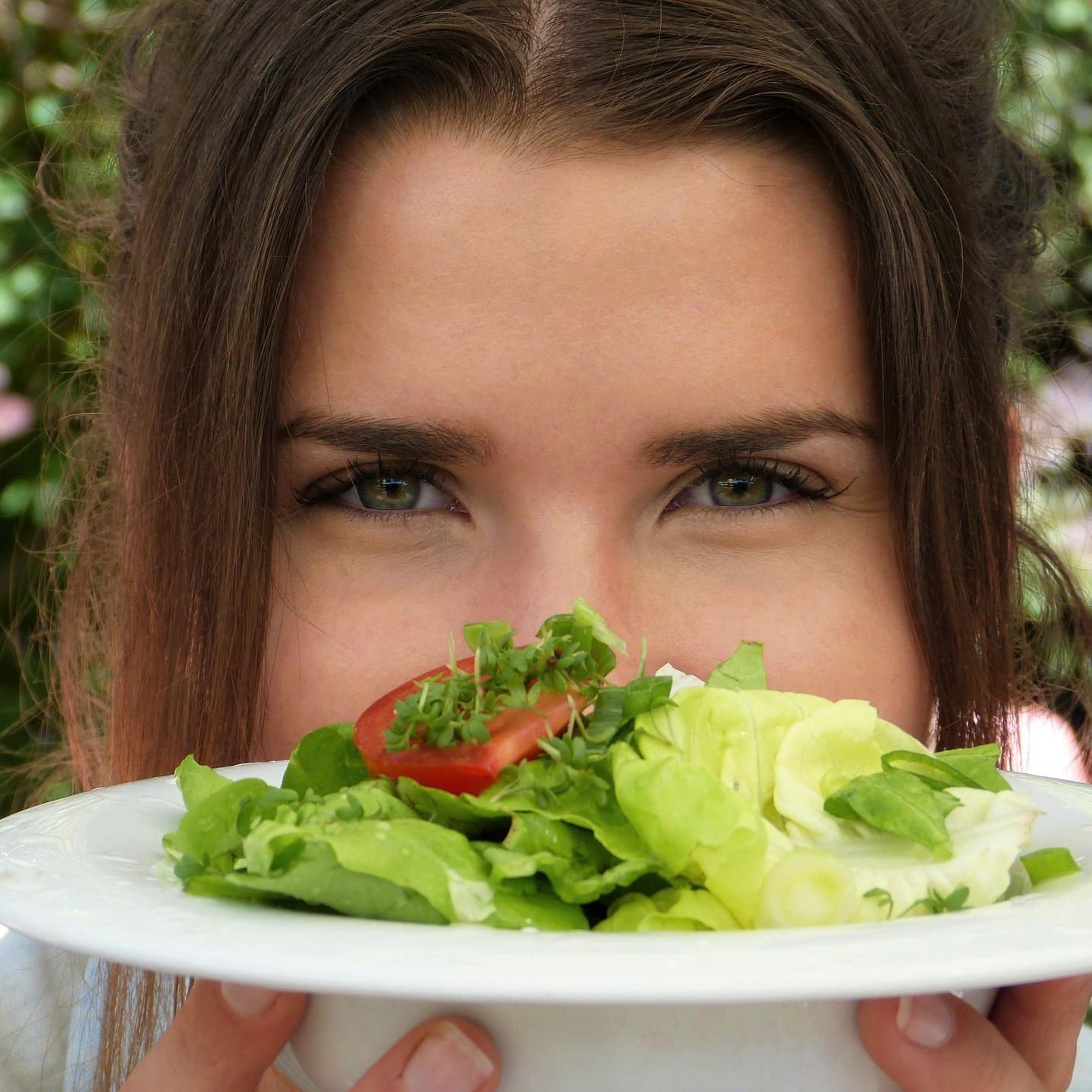Frauen tendieren zu weniger Fleisch- und Fettkonsum