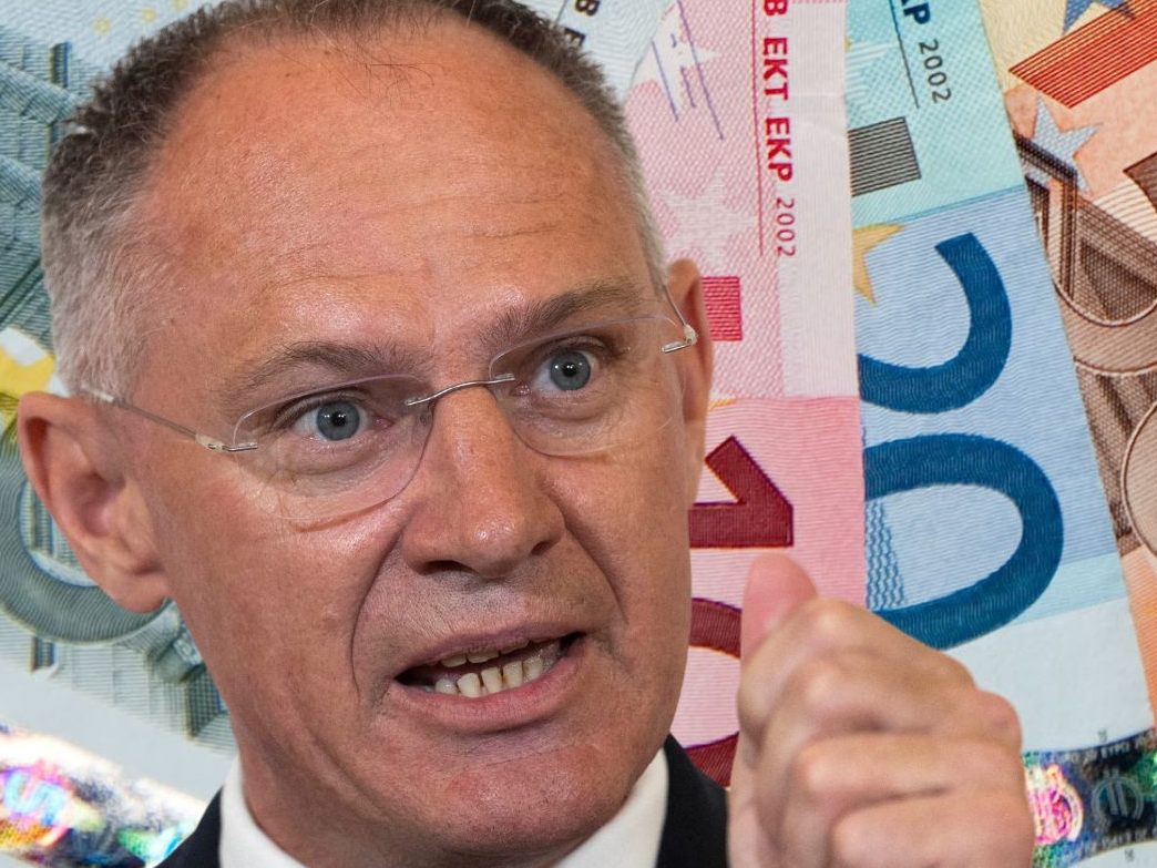 Pressekonferenz live: ""Sozialleistungsbetrug - Jahresbilanz 2021". Pressekonferenz live: ""Sozialleistungsbetrug - Jahresbilanz 2021".