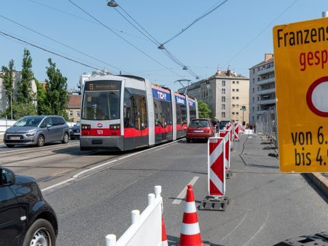 Franzensbrücke ab 5. September wieder befahrbar. Franzensbrücke ab 5. September wieder befahrbar.