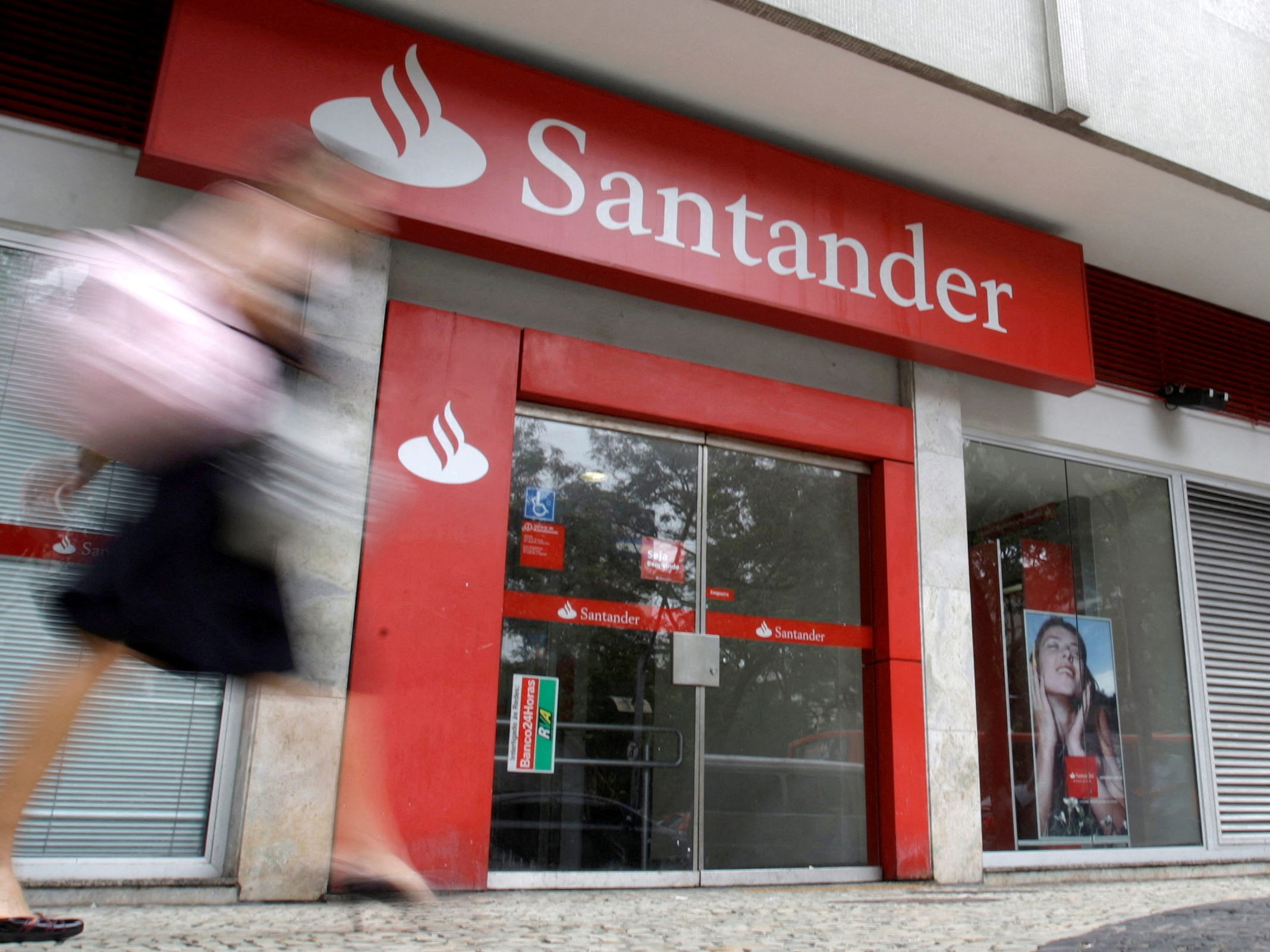 Santander zahlt nun die Kreditzinsen zurück.