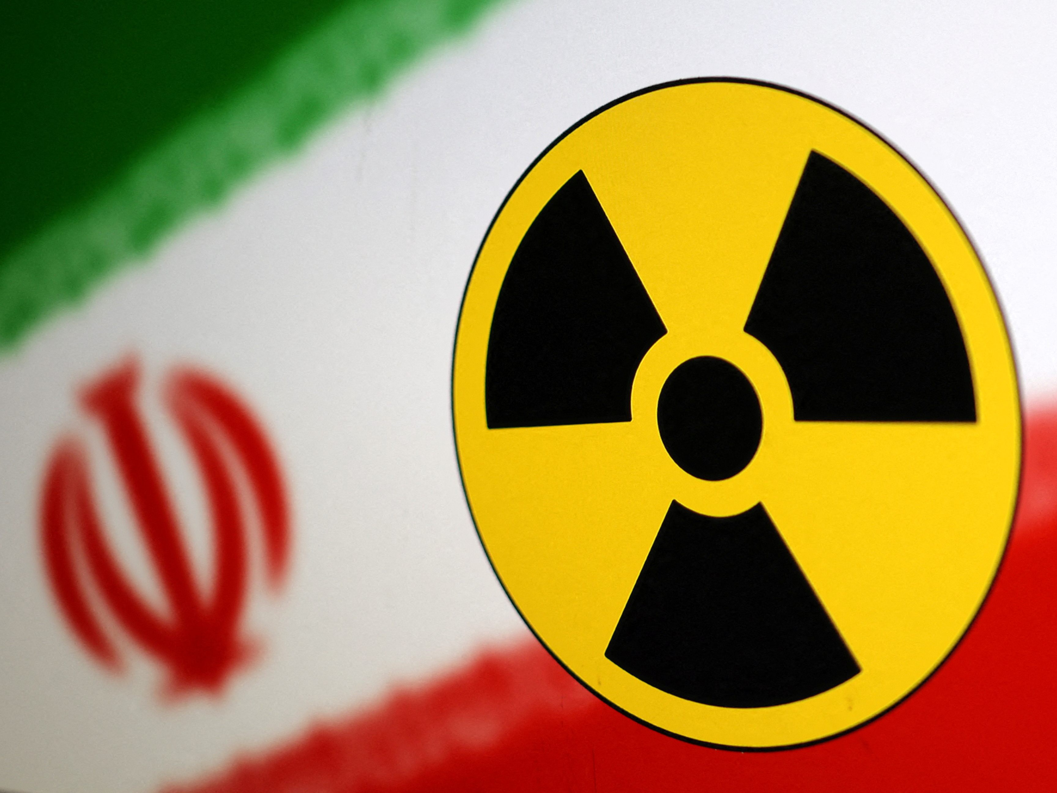 Der Iran kann laut eigenen Angaben Atombomben bauen. Der Iran kann laut eigenen Angaben Atombomben bauen.