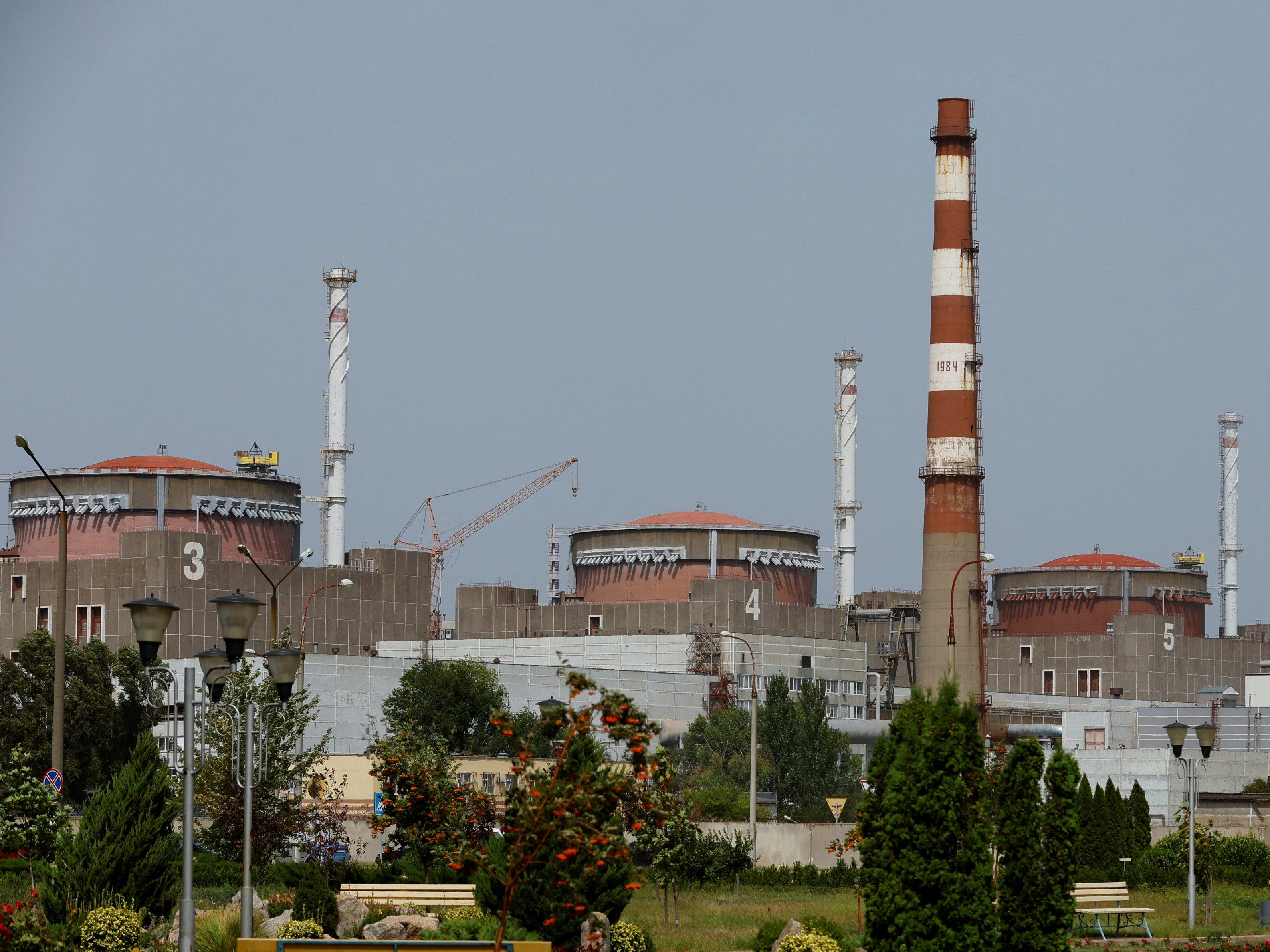 Russland beschuldigt die Ukraine nach dem Beschuss des AKW Saporischschja. Russland beschuldigt die Ukraine nach dem Beschuss des AKW Saporischschja.
