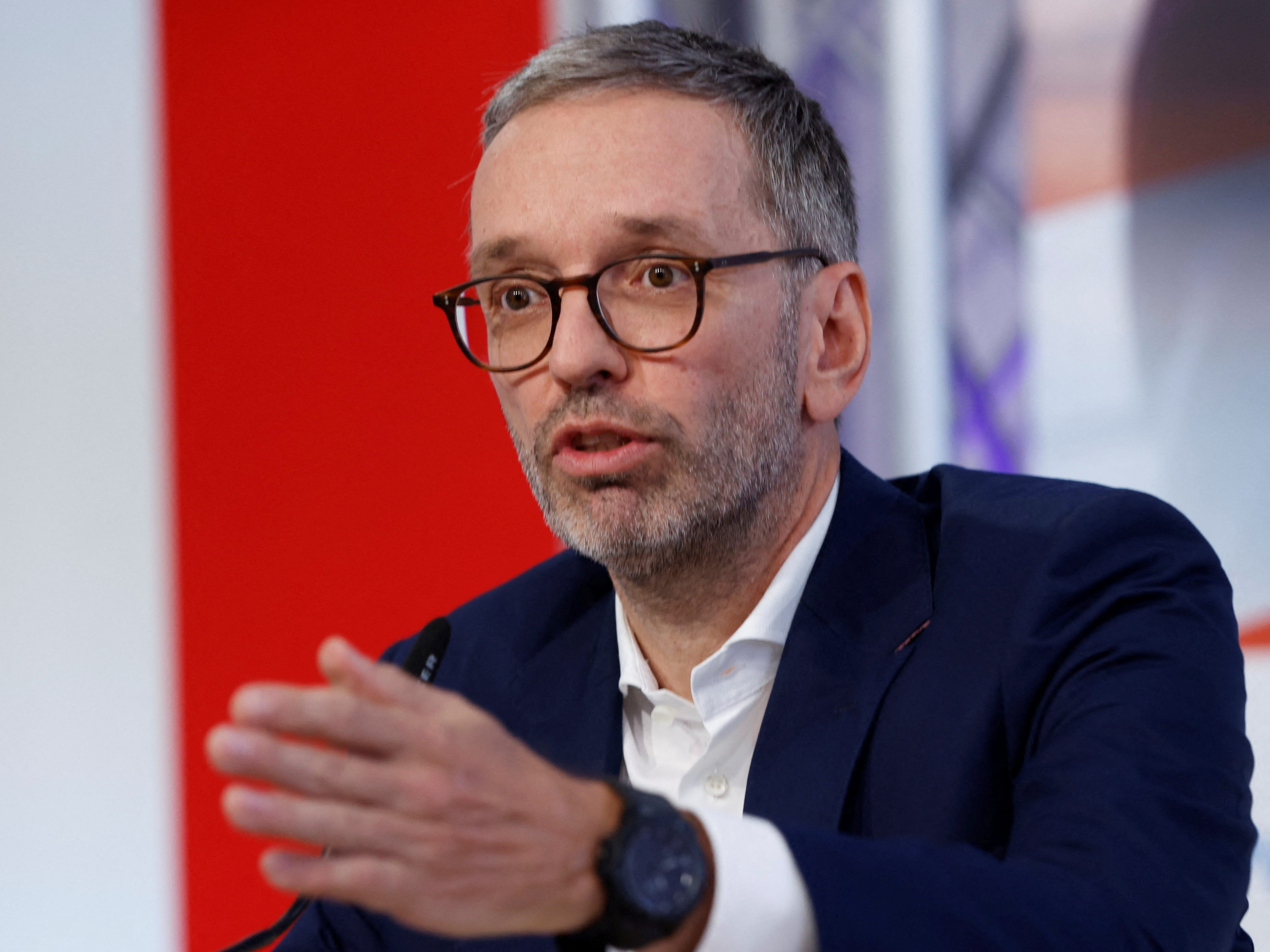 FPÖ-Obmann Herbert Kickl forderte am Montag eine Nationalrats-Sondersitzung zum Thema Wien Energie. FPÖ-Obmann Herbert Kickl forderte am Montag eine Nationalrats-Sondersitzung zum Thema Wien Energie.
