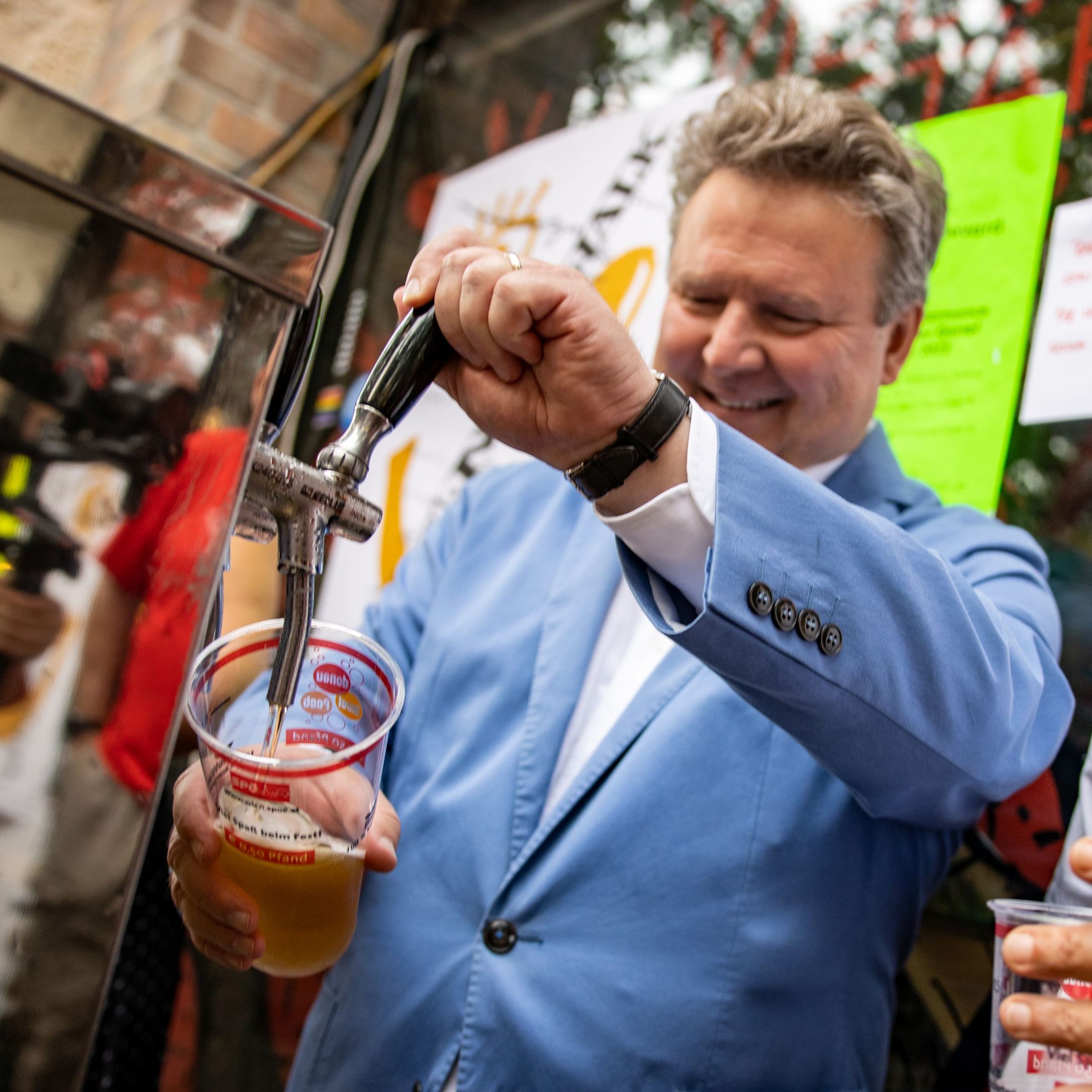 Der Gürtel Nightwalk fand 2022 das erste Mal seit 2019 wieder am Wiener Gürtel in gewohnter Weise statt.