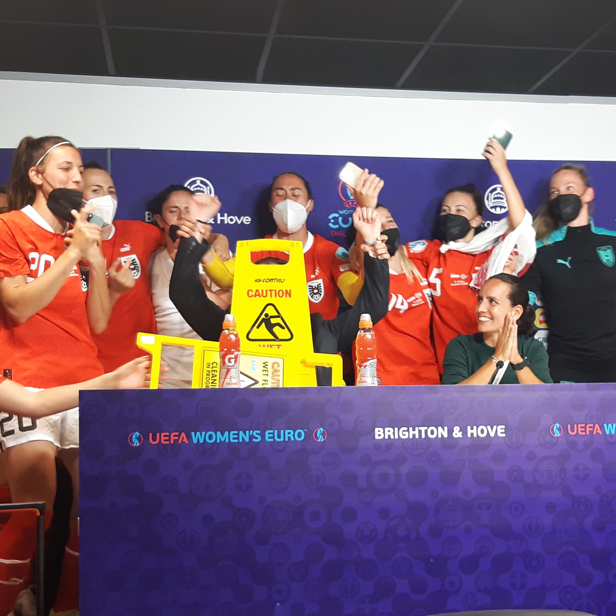 Die ÖFB-Frauen verbessern sich nach dem EM-Viertelfinale in der Weltrangliste auf Platz 20.