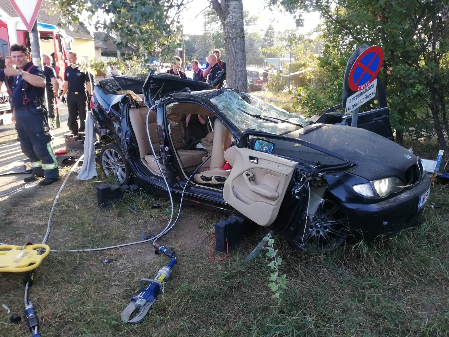 Bei einem Verkehrsunfall in Wien-Favoriten wurden drei Kinder schwer verletzt.