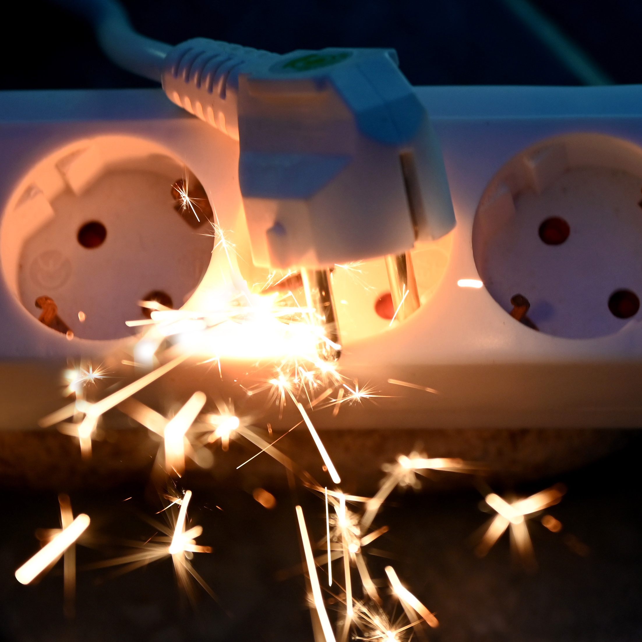 Der Strompreisindex steigt im September um 9 Prozent.