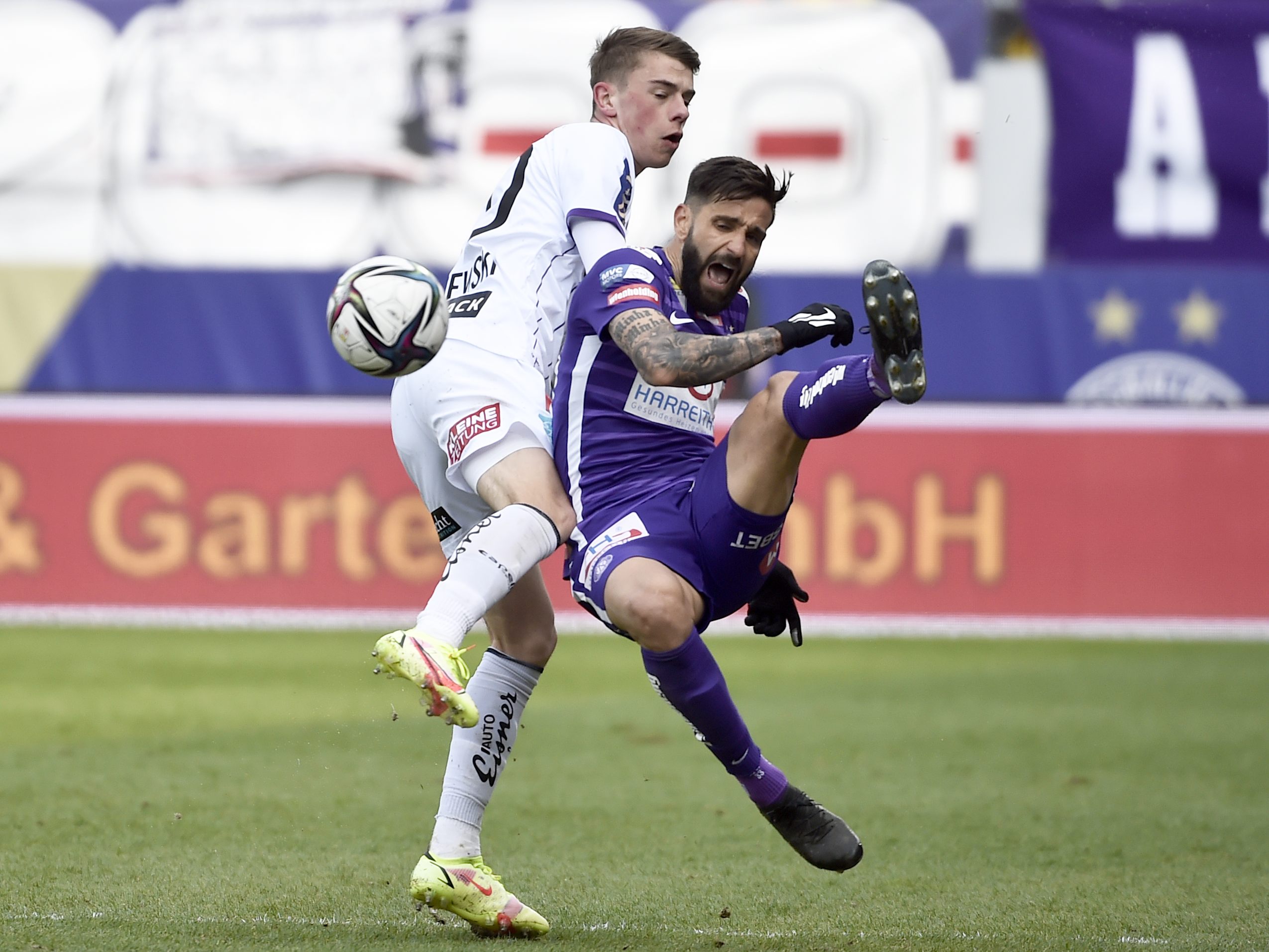 Austrias Lucas Galvao ist ein Spiel gesperrt.