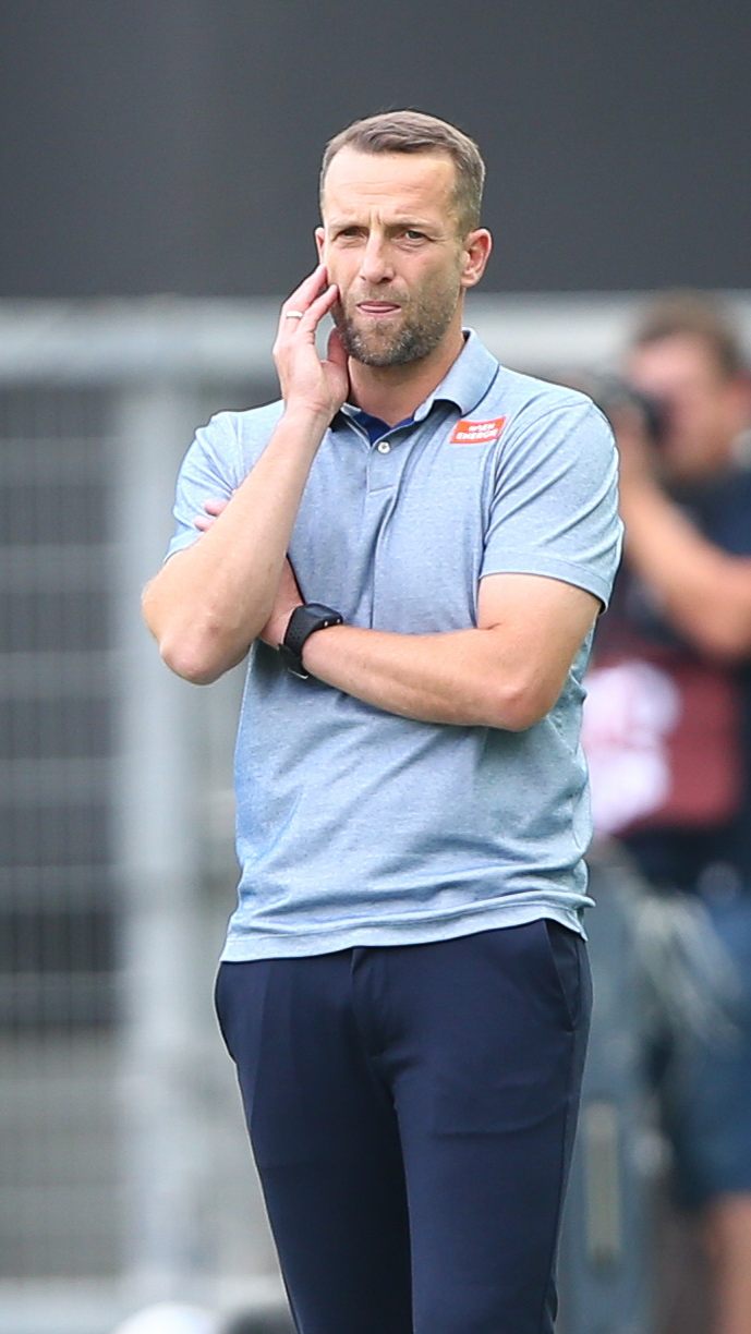 Ferdinand Feldhofer soll trotz 1:2-Niederlage gegen Sturm Graz weiterhin Rapid-Trainer bleiben.