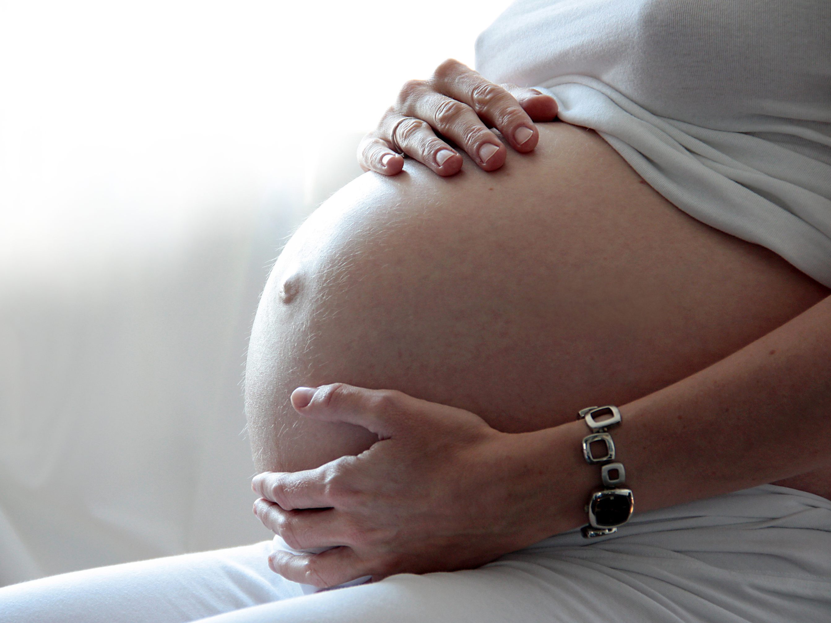 In der Schwangerschaft sollte die Frau rund 250 Kilokalorien mehr essen pro Tag. In der Schwangerschaft sollte die Frau rund 250 Kilokalorien mehr essen pro Tag.