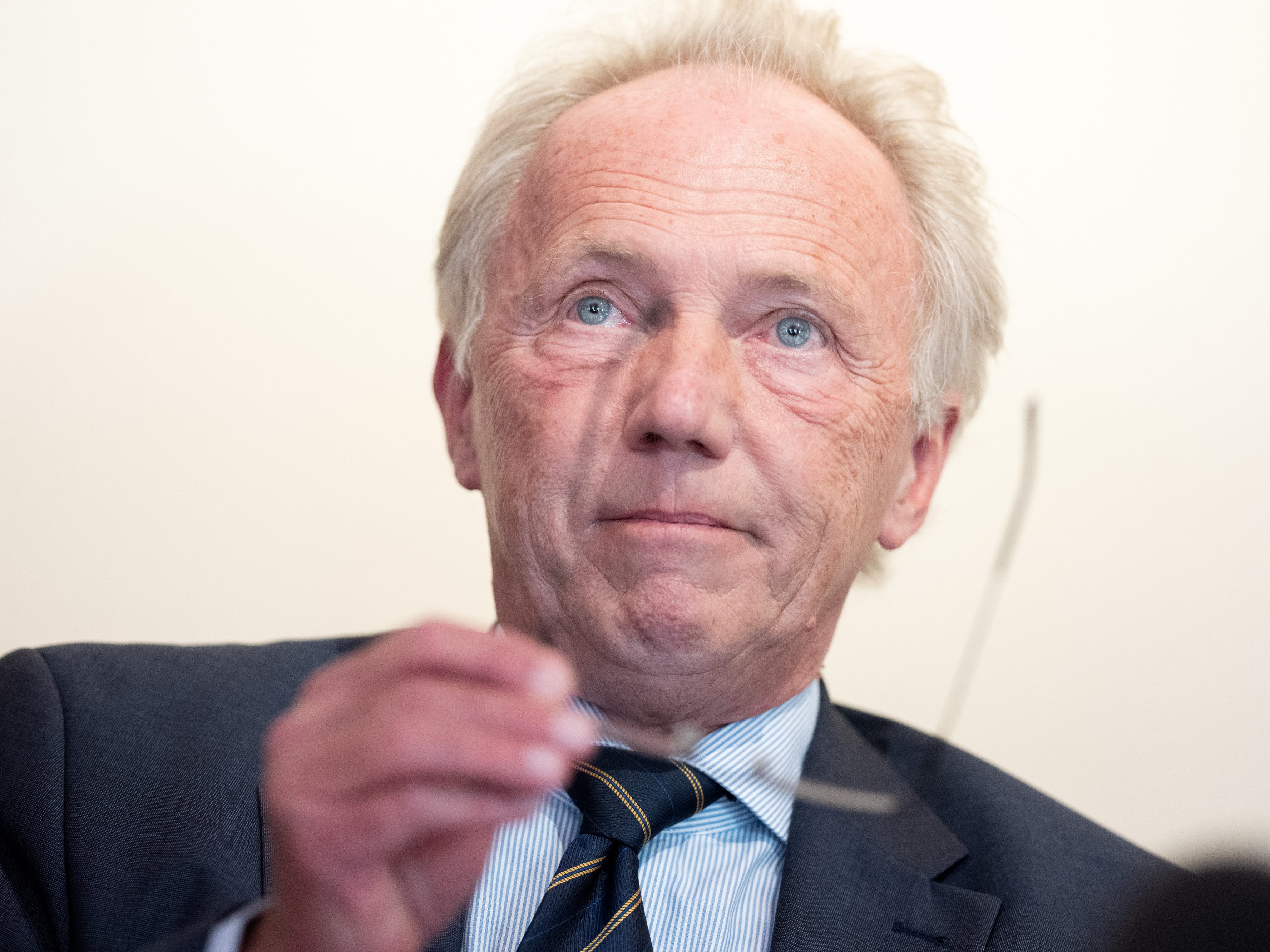 Auch MFG-Kandidat Michael Brunner hat nun die nötigen Unterstützungserklärungen zur Kandidatur bei der BP-Wahl. Auch MFG-Kandidat Michael Brunner hat nun die nötigen Unterstützungserklärungen zur Kandidatur bei der BP-Wahl.