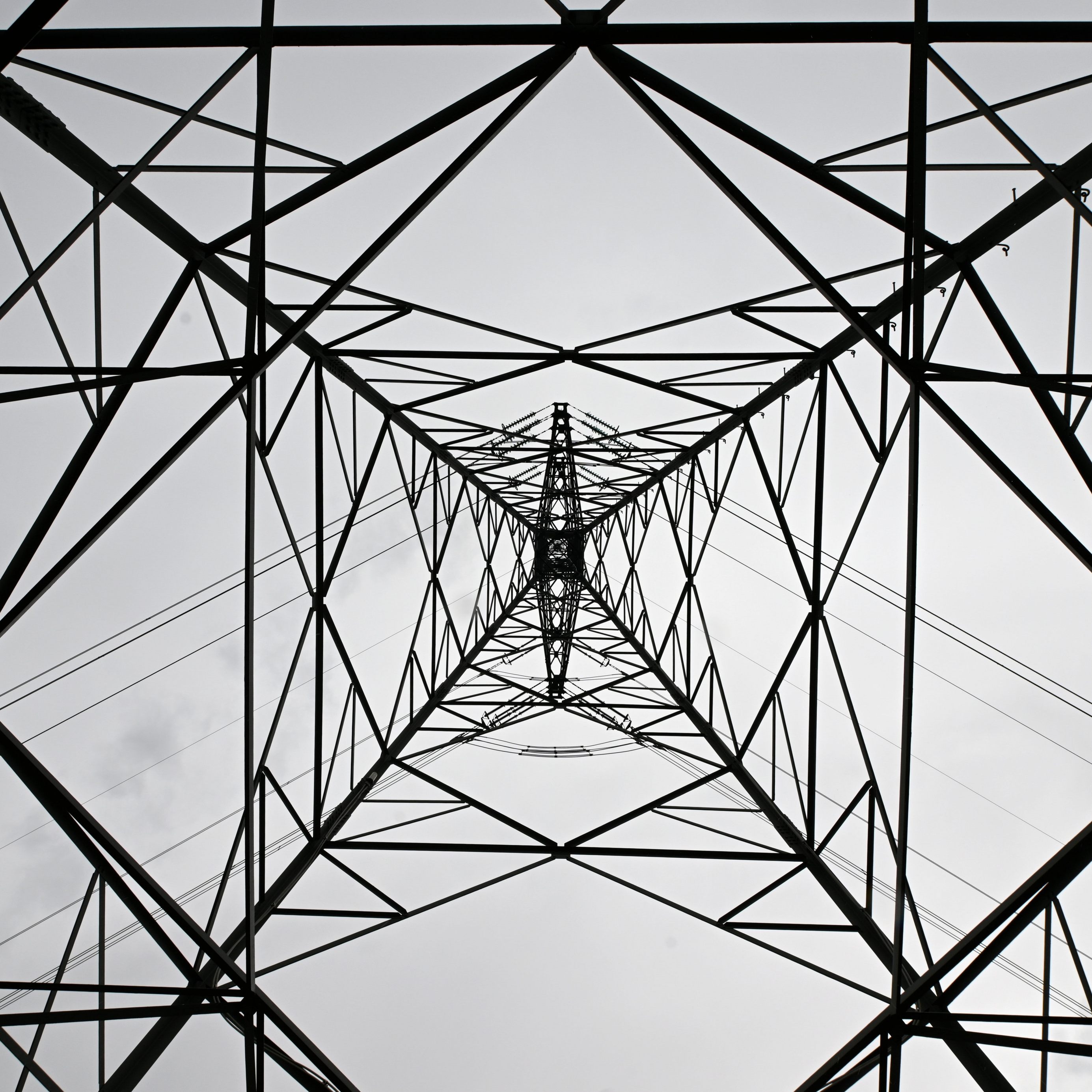 Die E-Wirtschaft fordert einen Schutzschirm für Versorger.