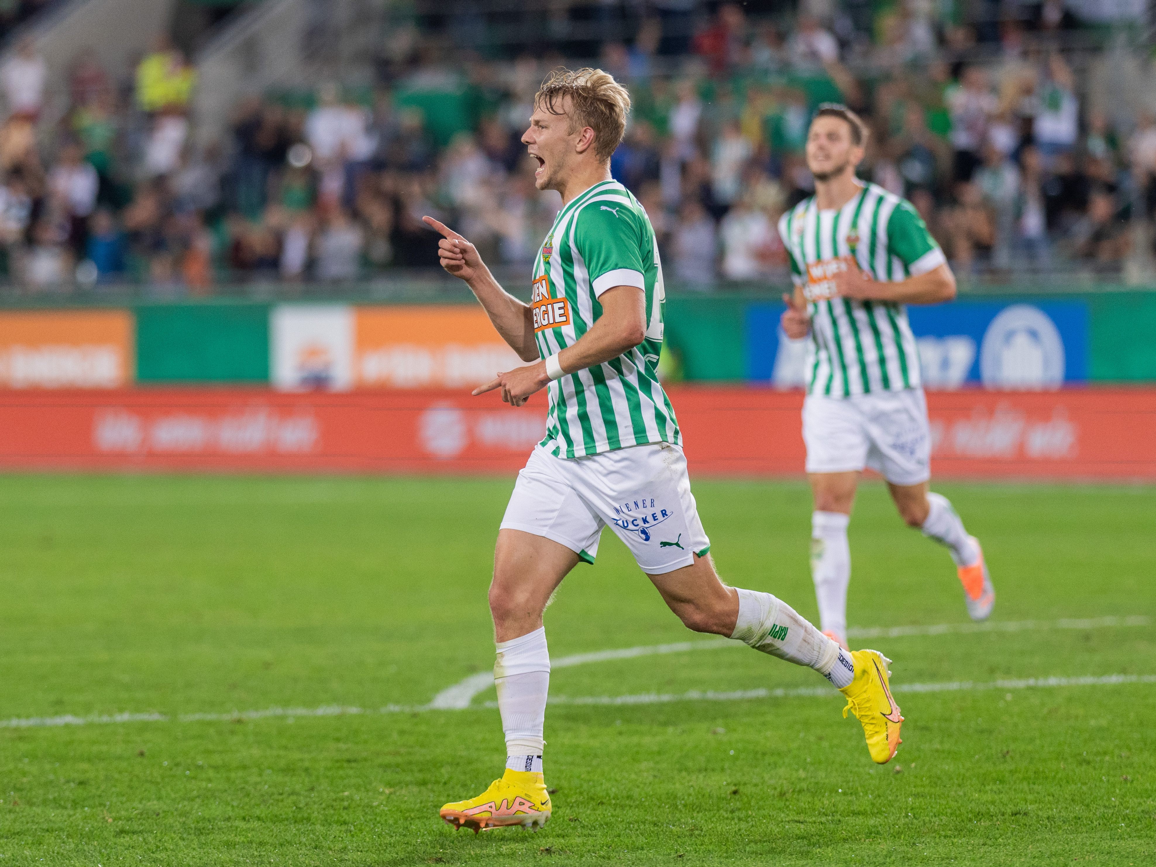 In der Fußball-Bundesliga kommt es zu einer Verschiebung des Spiels Rapid Wien gegen TSV Hartberg. In der Fußball-Bundesliga kommt es zu einer Verschiebung des Spiels Rapid Wien gegen TSV Hartberg.