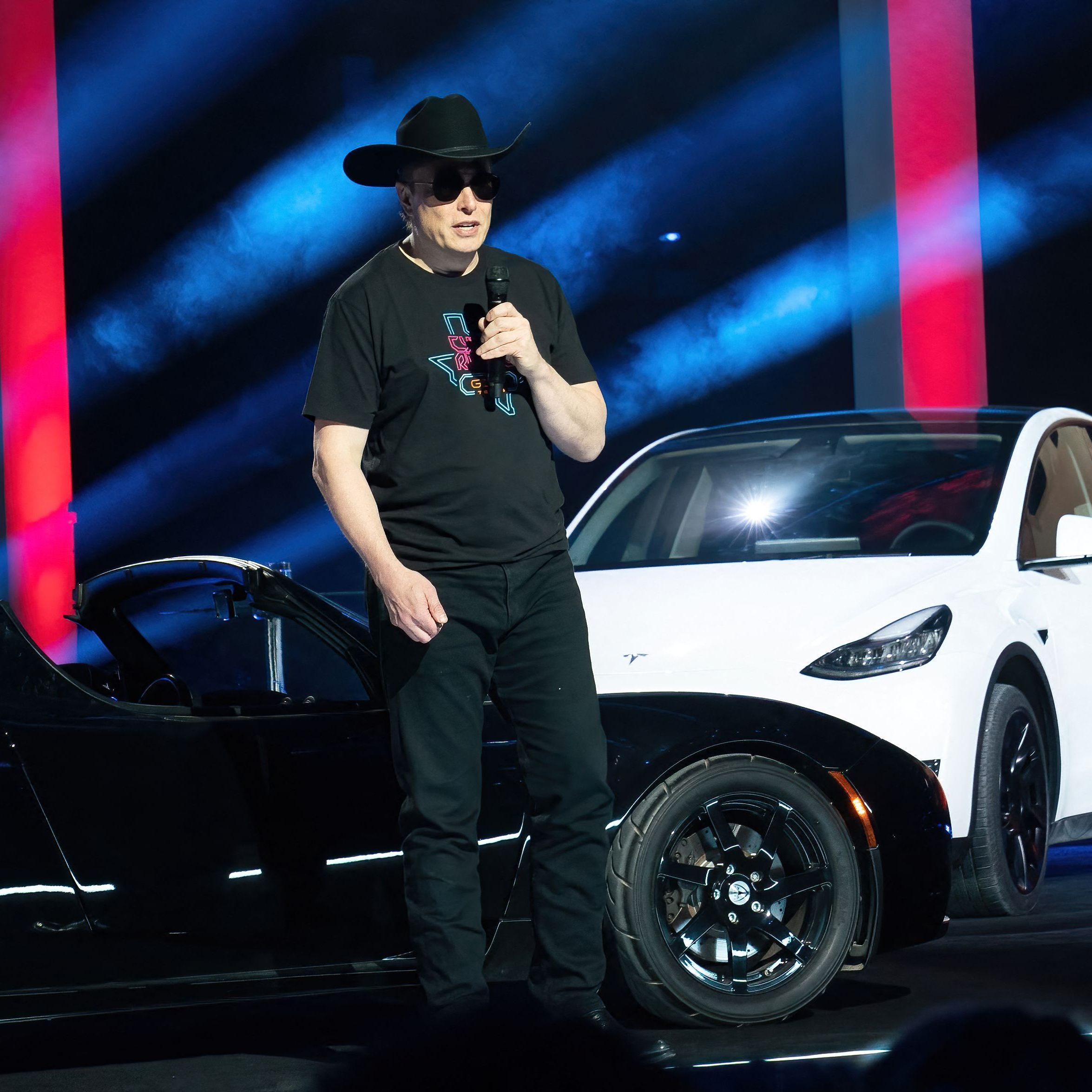 Musk hofft auf nötige Genehmigungen der Behörden in Europa und den USA