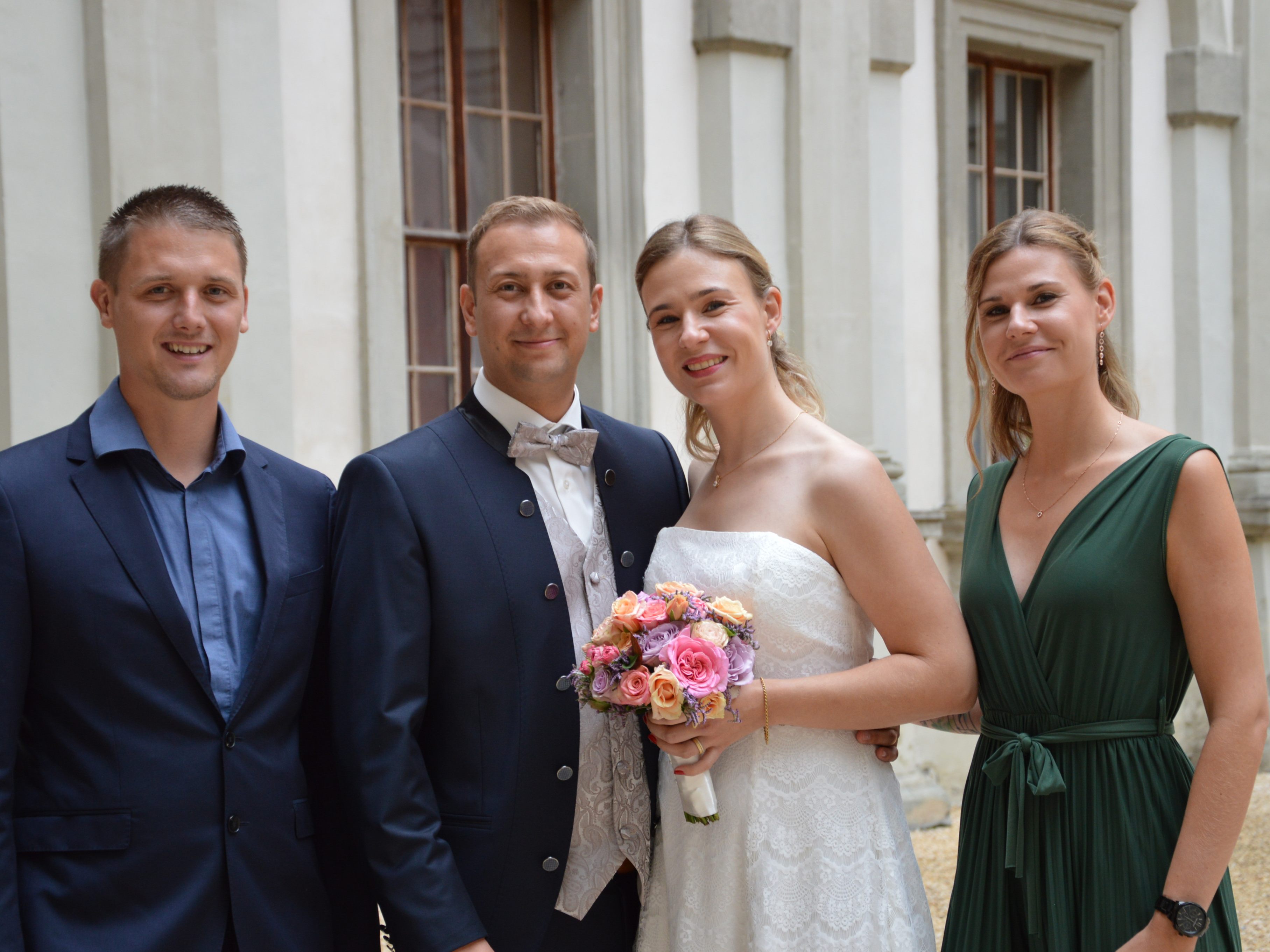Belinda Schmucki und Lukas Greber haben geheiratet. Belinda Schmucki und Lukas Greber haben geheiratet.
