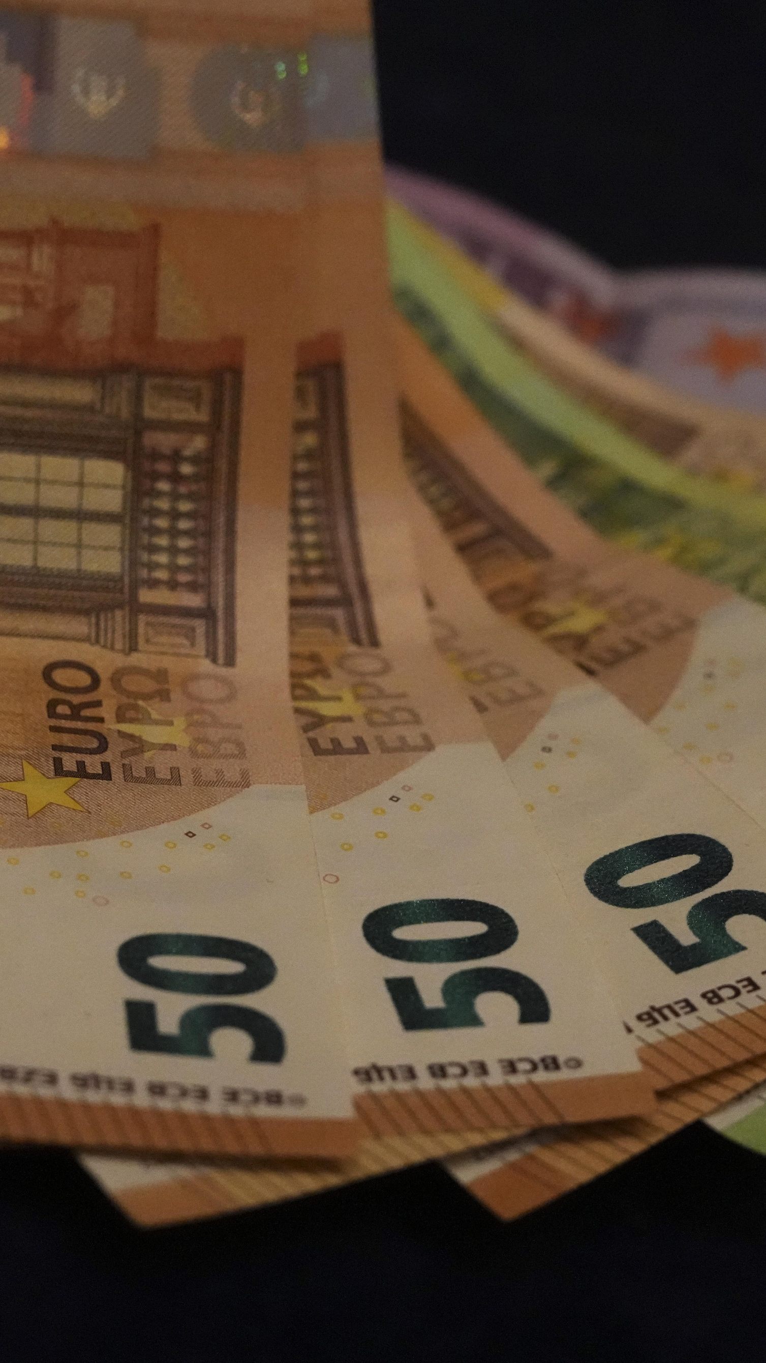 Rufe nach einer Erhöhung der Sozialhilfe werden laut.