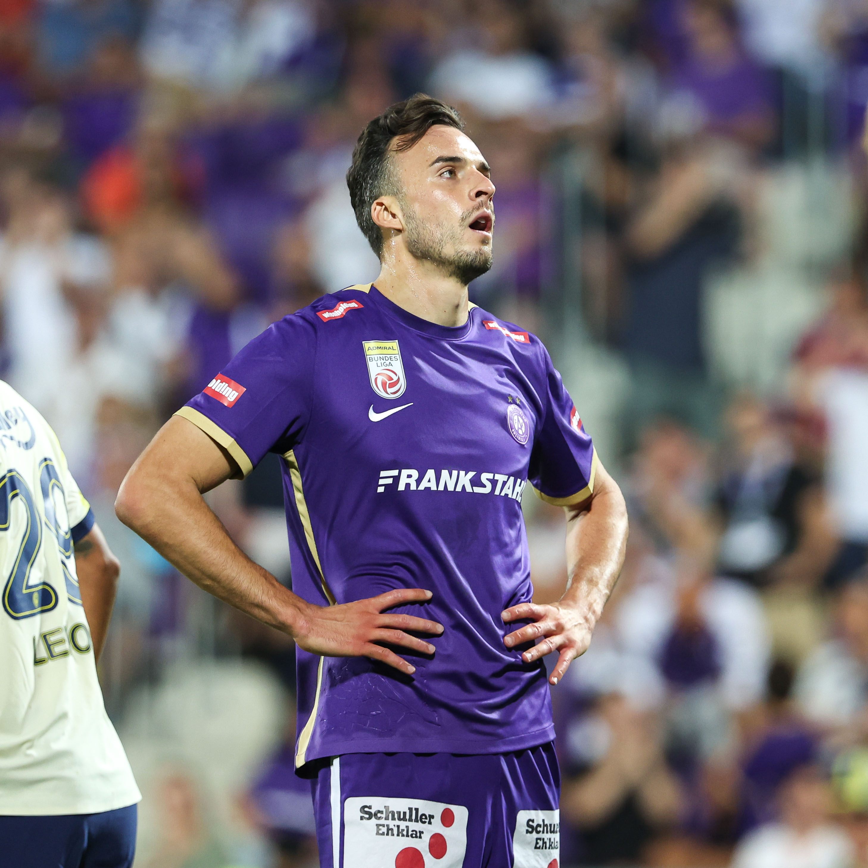 Ex-Lustenau-Goalgetter Tabakovic konnte die größte Chance der Wiener nicht verwerten.