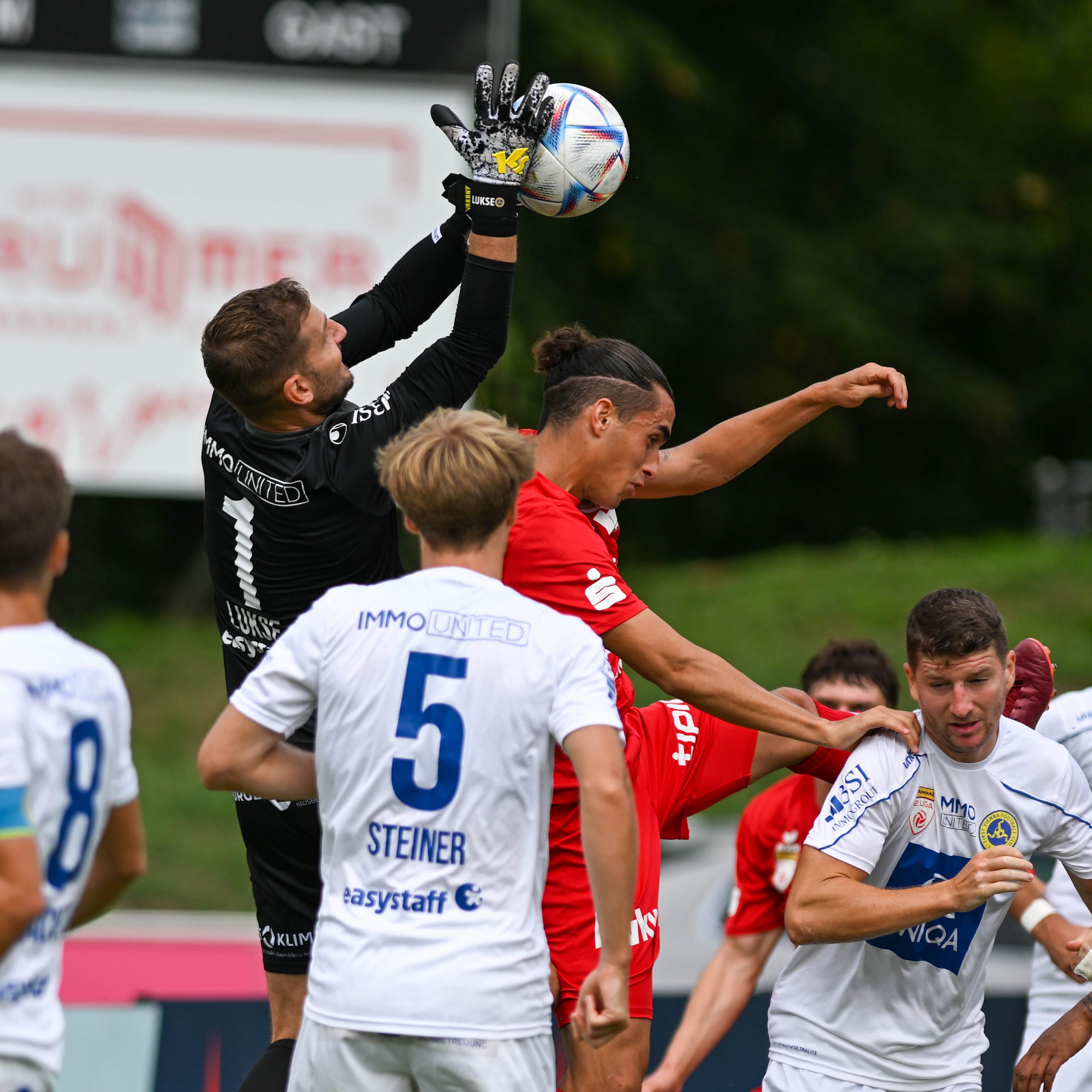 Vor allem der starke Lukse im Tor der Vienna verhinderte den ersten Sieg der Dornbirner.