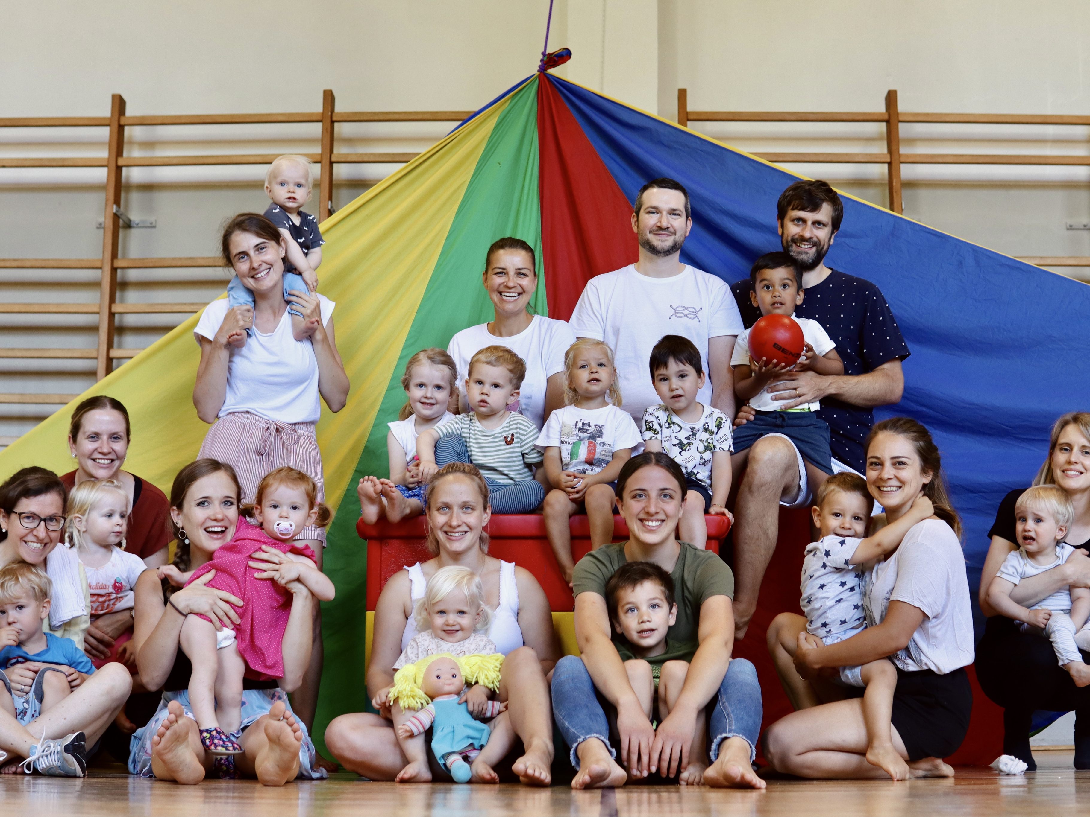 Unsere Eltern-Kind-Turngruppe
