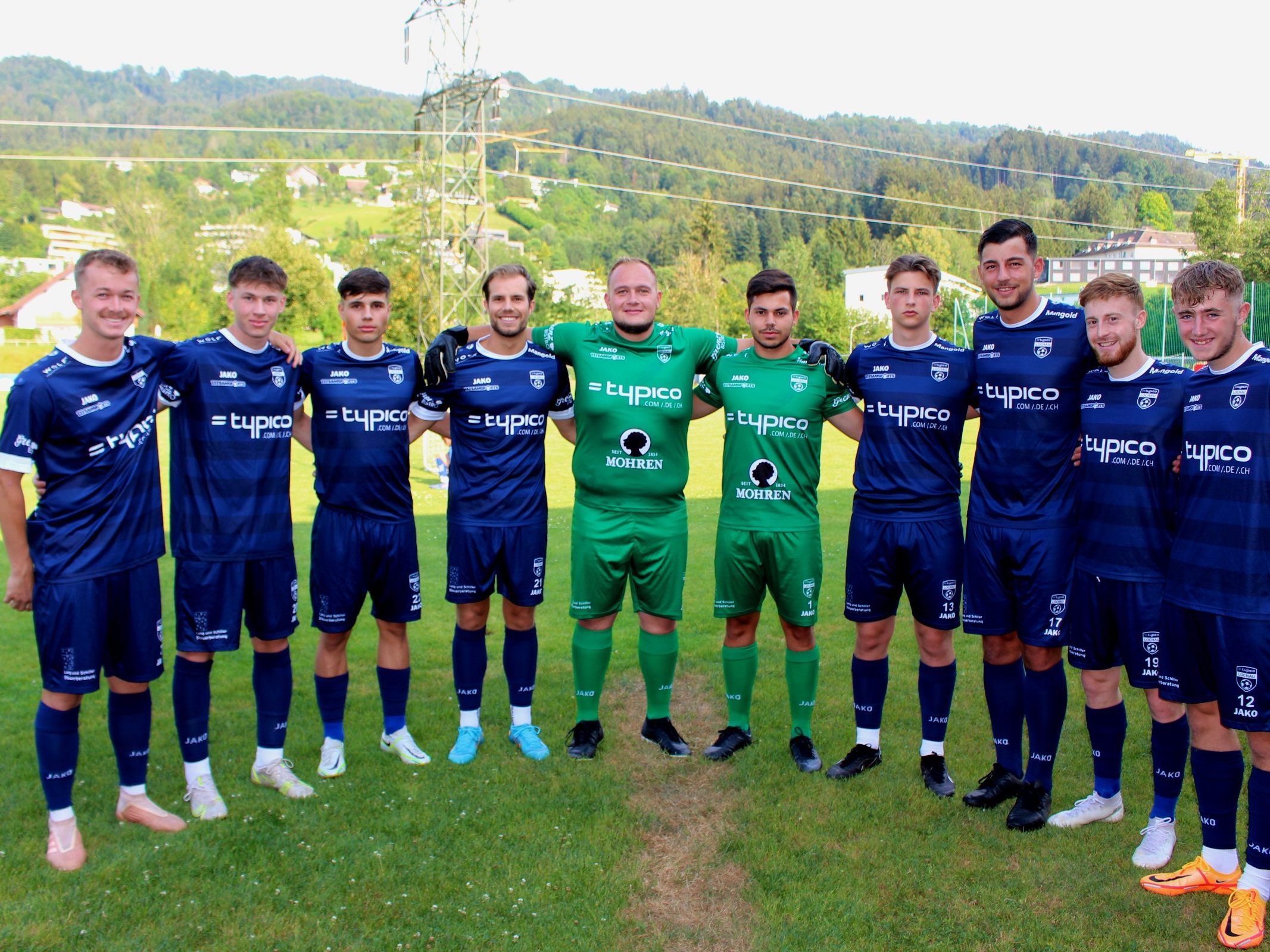 Aus dem eigenen Nachwuchs bis in die Kampfmannschaft des SV typico Lochau: Johannes Pichler, Simon Eberle, Matteo Außerlechner, Niklas Außerlechner, Niklas Engstler, Sandro Eichhübl, Lukas Rusch, Fabio Feldkircher, Patrick Prantl und Niklas Ill.