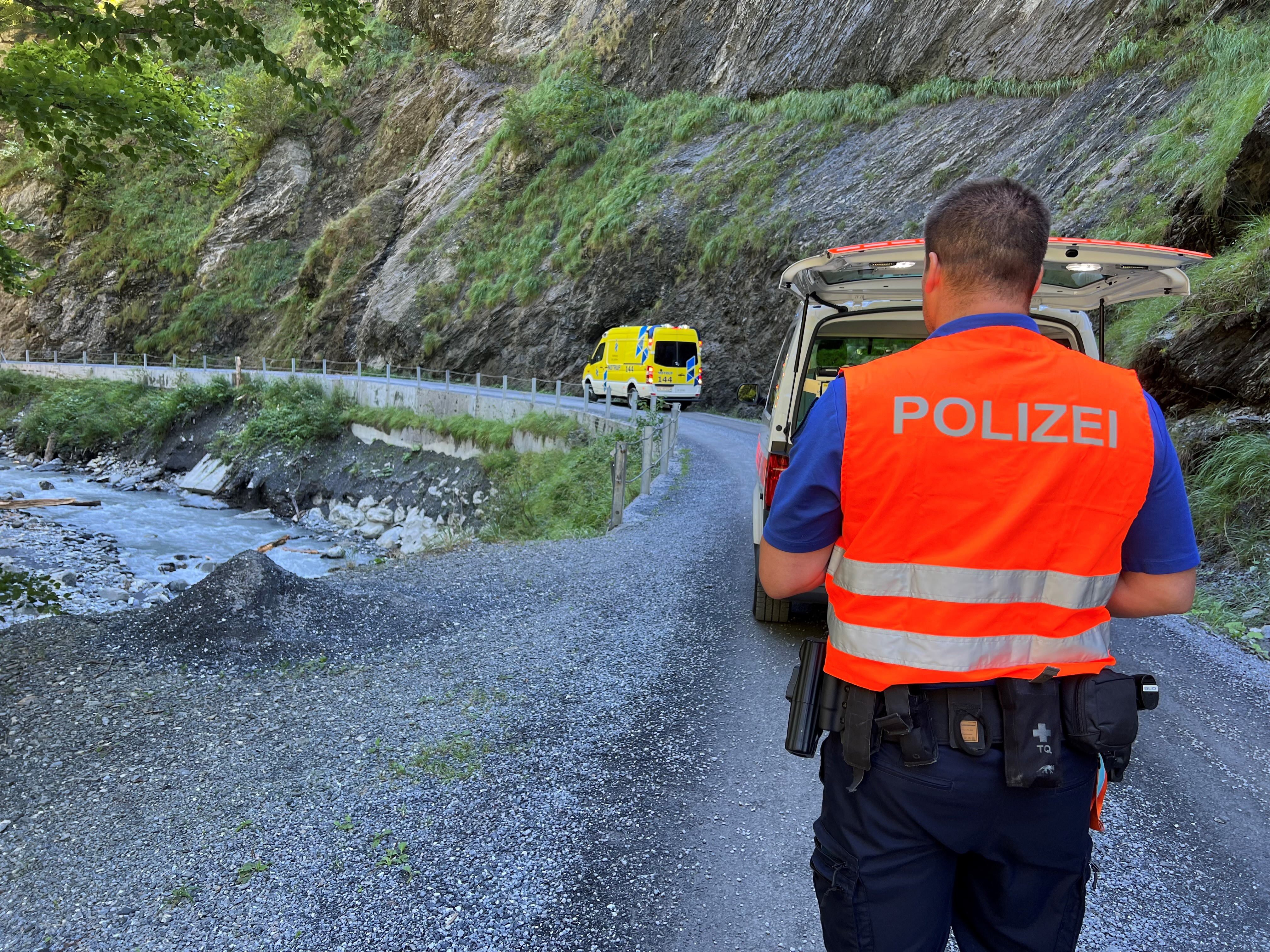 Nach dem Vorfall wurden alle Wanderwege in der Umgebung gesperrt.