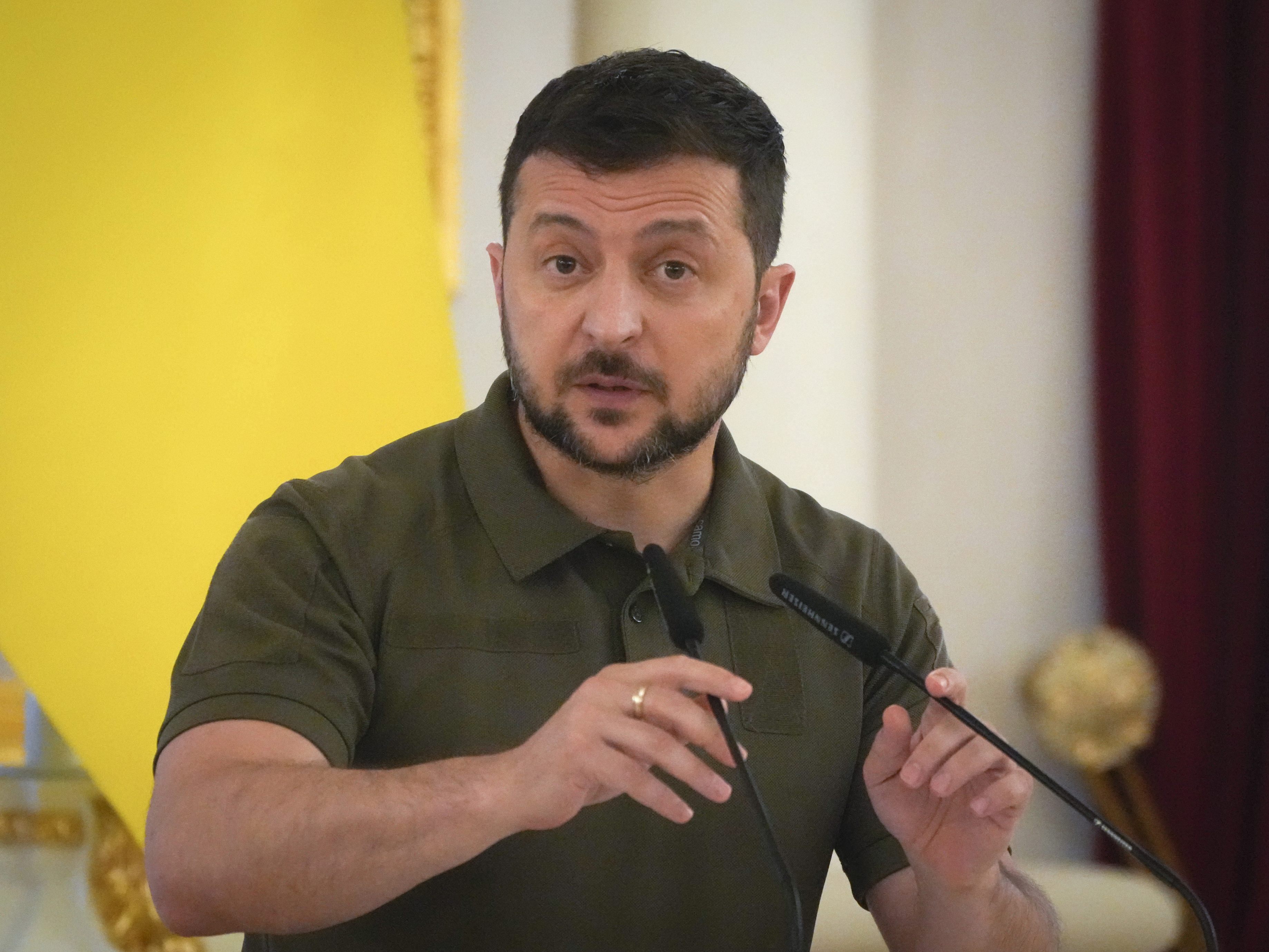 Ukraine-Präsident Selenskyj und Türkeis Präsident Erdogan starten Gespräche in Lwiw. Ukraine-Präsident Selenskyj und Türkeis Präsident Erdogan starten Gespräche in Lwiw.