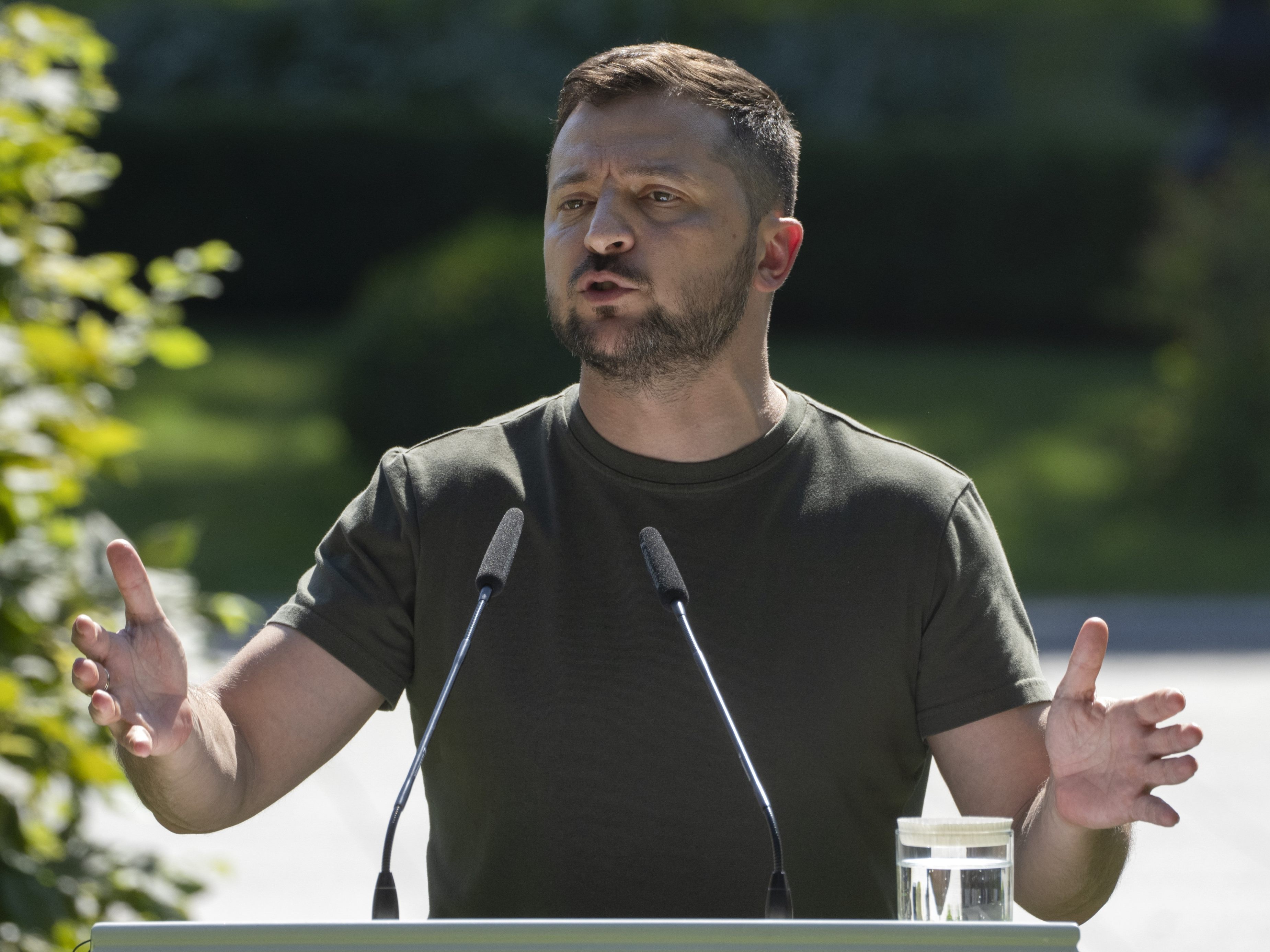 Selenskyj appelliert erneut an die Bevölkerung. Selenskyj appelliert erneut an die Bevölkerung.